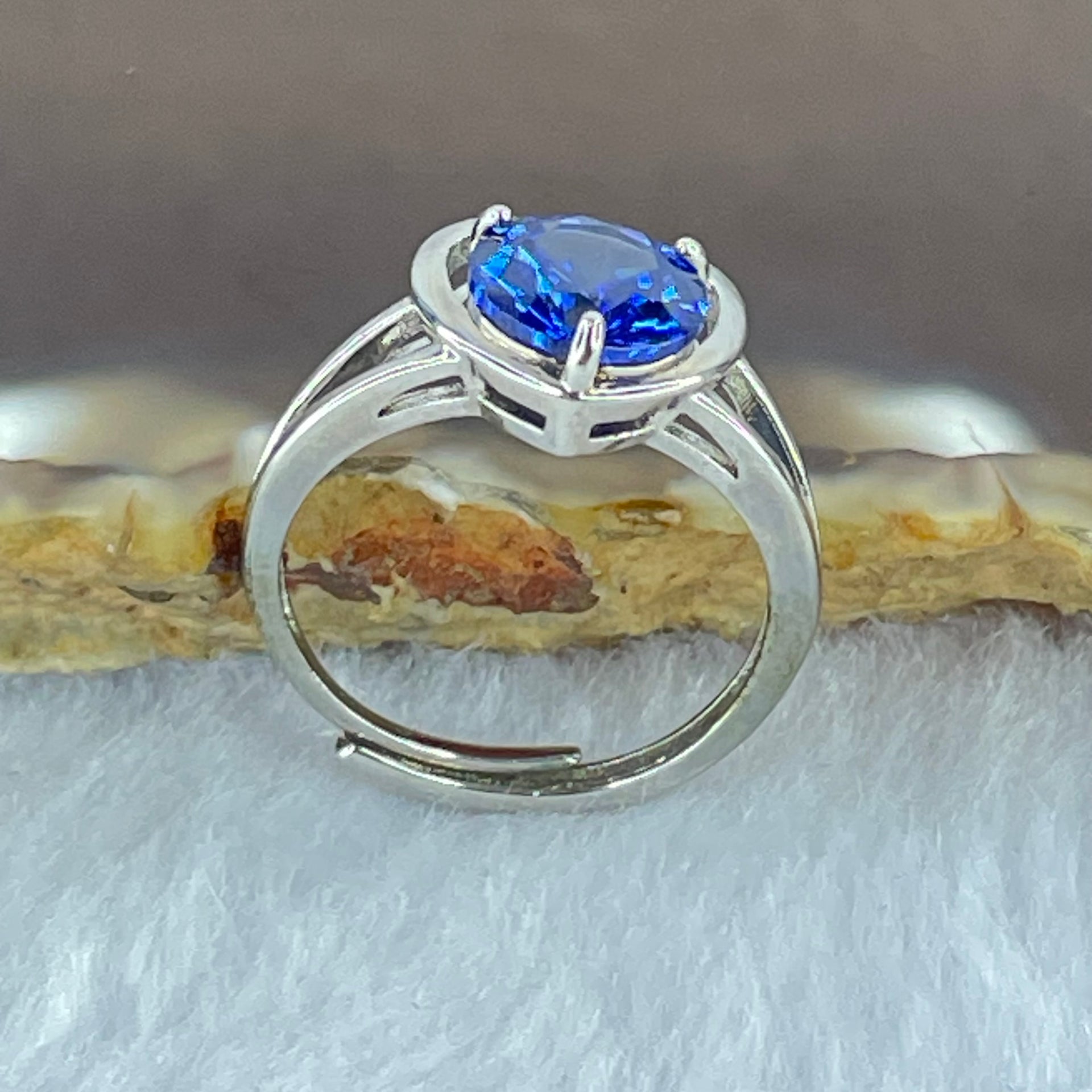 Blue Cubic Zirconia in S925 Sliver Ring (Adjustable Size) 2.26g 7.8 by 3.8mm - Huangs Jadeite and Jewelry Pte Ltd