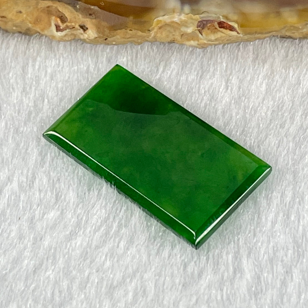Rare Good Grade Type A Old Mine Spicy Green Jadeite Rectangle Wu Shi Pai Stone Setting 1.45g 22.5 by  12.7 by 1.7mm - Huangs Jadeite and Jewelry Pte Ltd