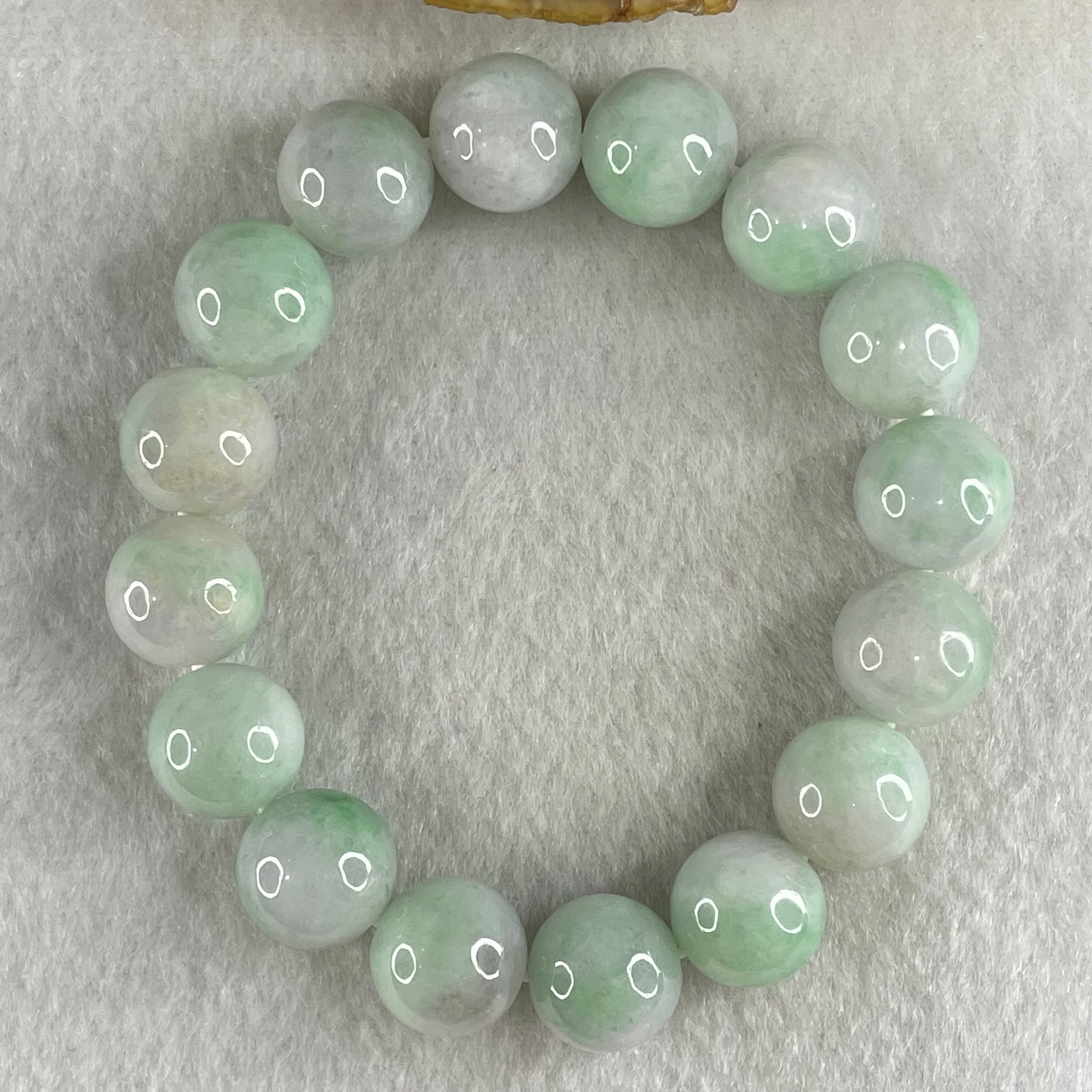 Type A Light Green with Slight Light Lavender Jadeite Beads Bracelet 48.29g 15cm 12.2mm 16 Beads - Huangs Jadeite and Jewelry Pte Ltd