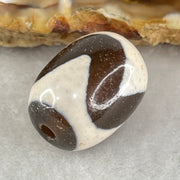 Natural Powerful Tibetan Old Oily Agate Tiger Tooth Daluo Dzi Bead Heavenly Master (Tian Zhu) 虎呀天诛 4.68g 17.5 by 13.2mm - Huangs Jadeite and Jewelry Pte Ltd