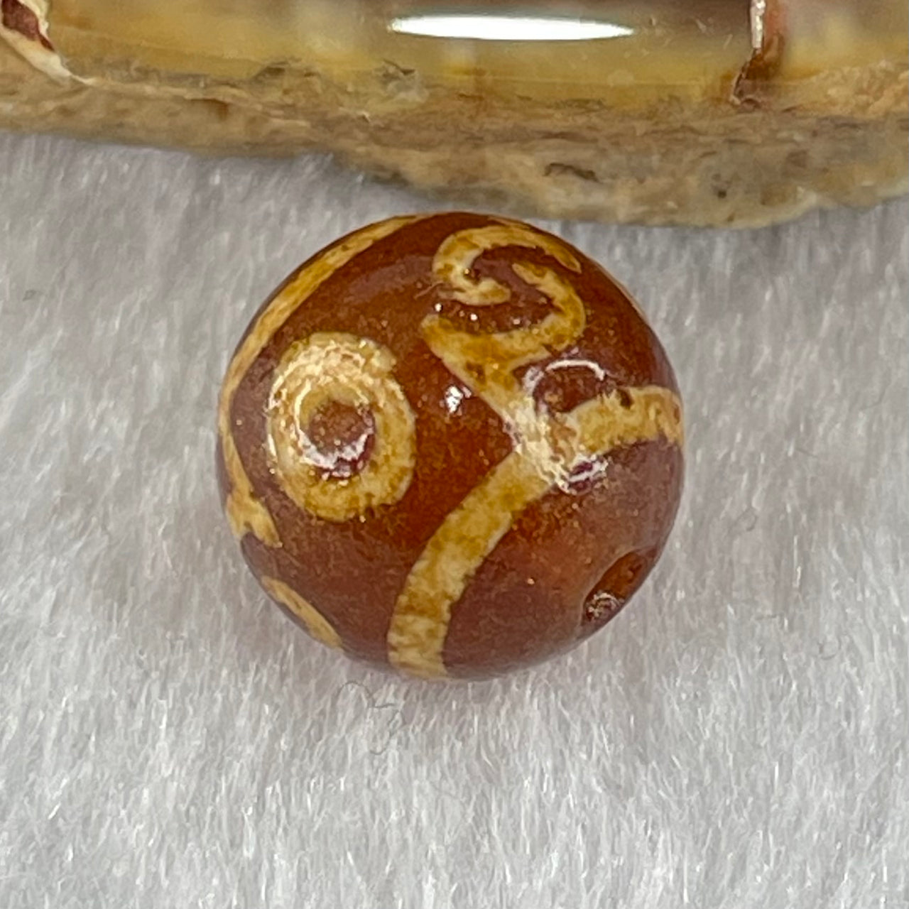 Natural Powerful Tibetan Old Oily Agate 3 Eyed Dharma Vajra Dzi Bead Heavenly Master (Tian Zhu) 三眼金刚杵天珠 1.44g 10.2 by 10.3mm - Huangs Jadeite and Jewelry Pte Ltd