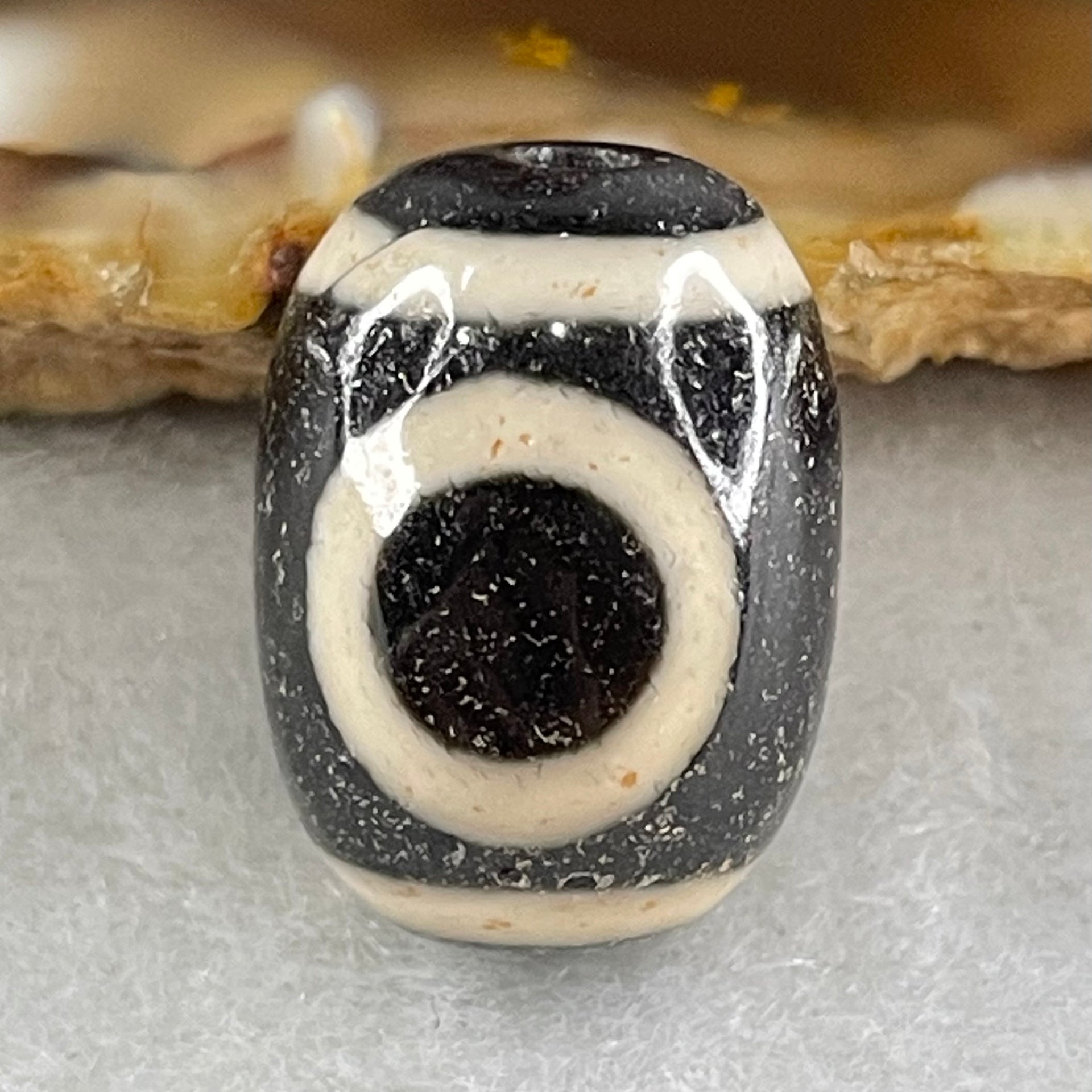 Natural Powerful Tibetan Old Oily Agate 1 Eye With Swastika Dzi Bead (Hotu Dzi) 4.4g 17.6 by 13.1mm - Huangs Jadeite and Jewelry Pte Ltd