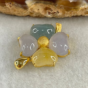 Type A Semi Icy Faint Lavender and Blueish Green and Yellow Jadeite 4 Leafs Clover in 18K Yellow Gold Pendant4.57g 9.4 by 6.0 by 4.9mm 4Pcs - Huangs Jadeite and Jewelry Pte Ltd