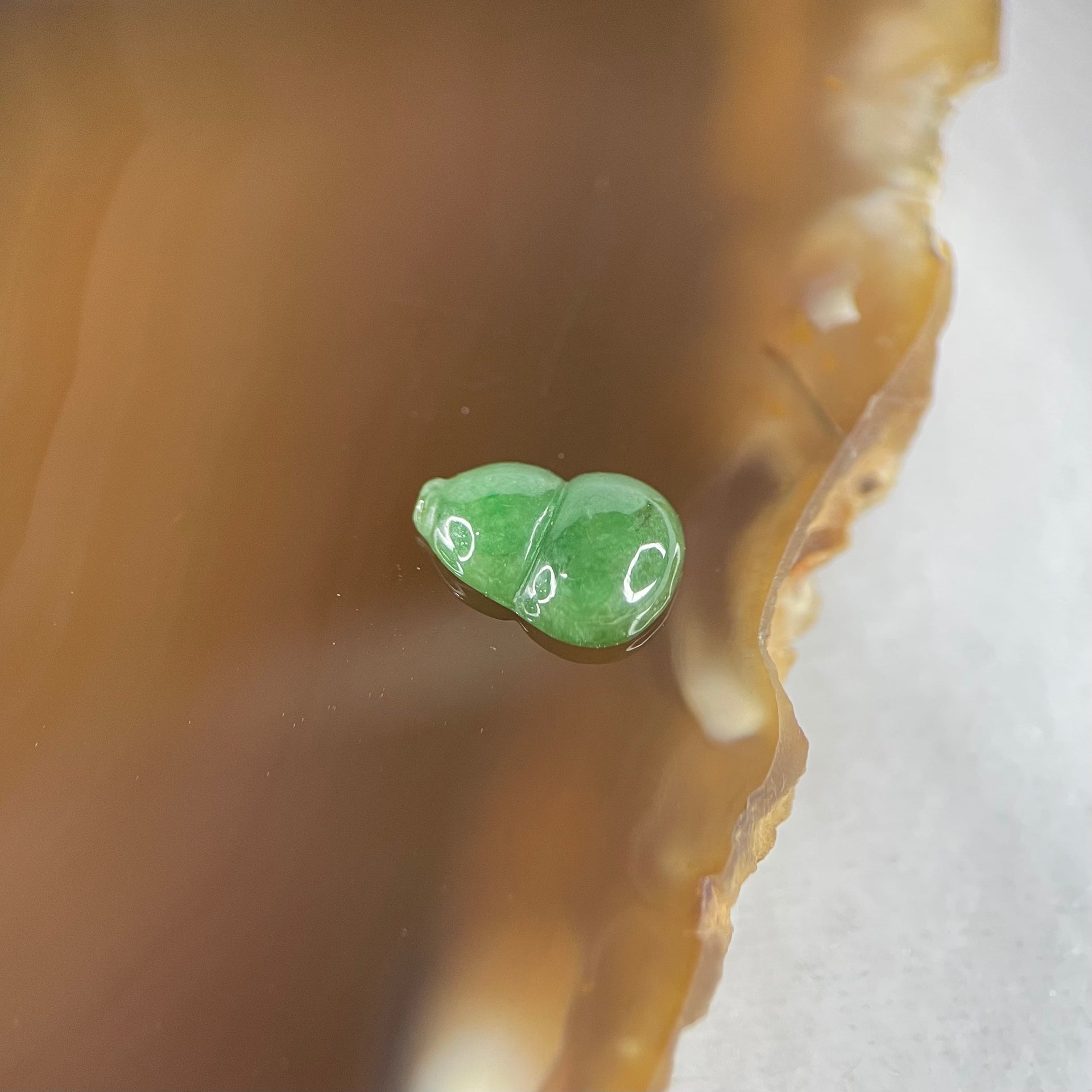 Type A Old Mine Full Green Jadeite Hulu Charm Stone For Setting 0.31g 9.6 by 6.5 by 2.8mm - Huangs Jadeite and Jewelry Pte Ltd