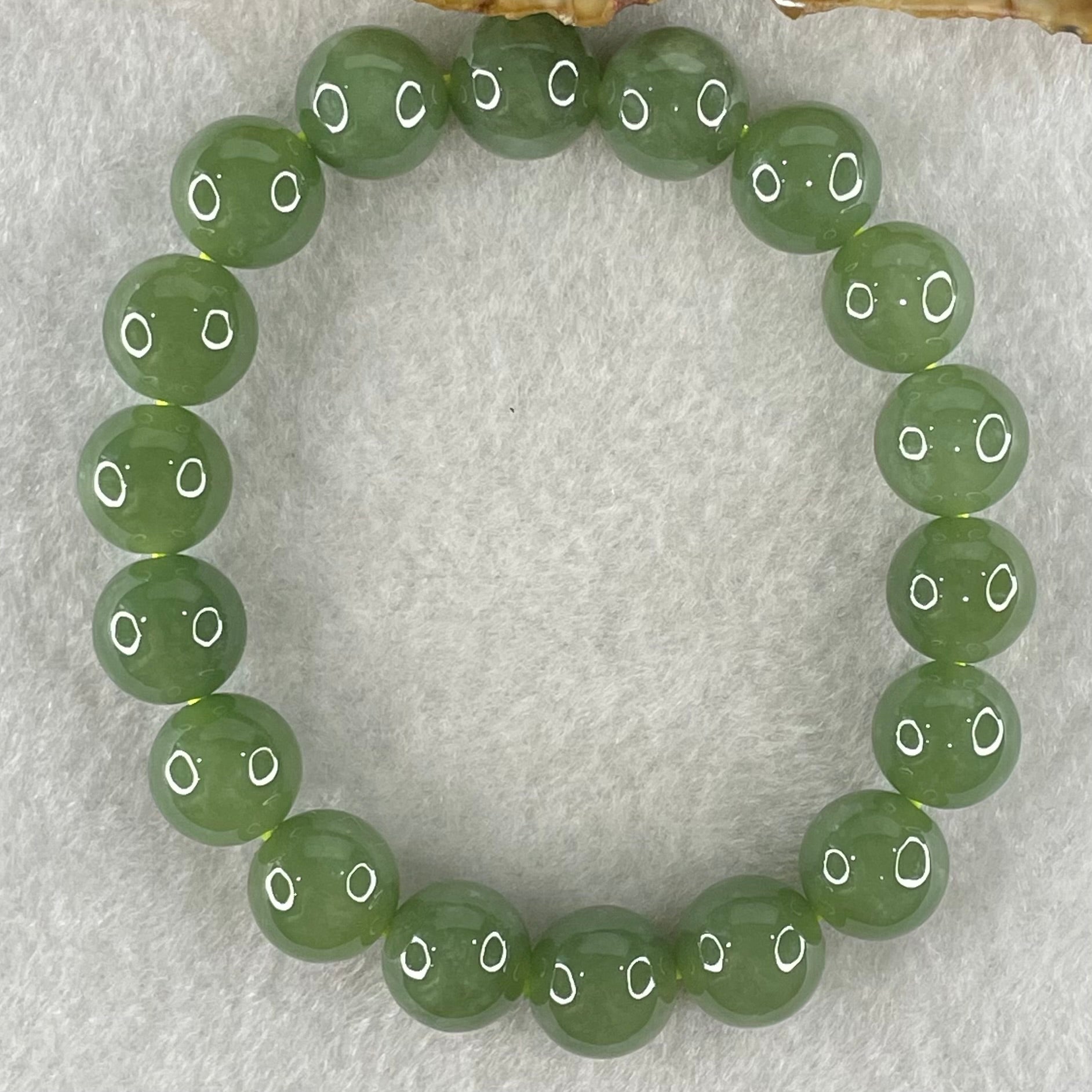 Type A Burmese Icy Oily Green Jade Jadeite Bracelet 39.07g 10.8mm bead 18 beads 16cm - Huangs Jadeite and Jewelry Pte Ltd
