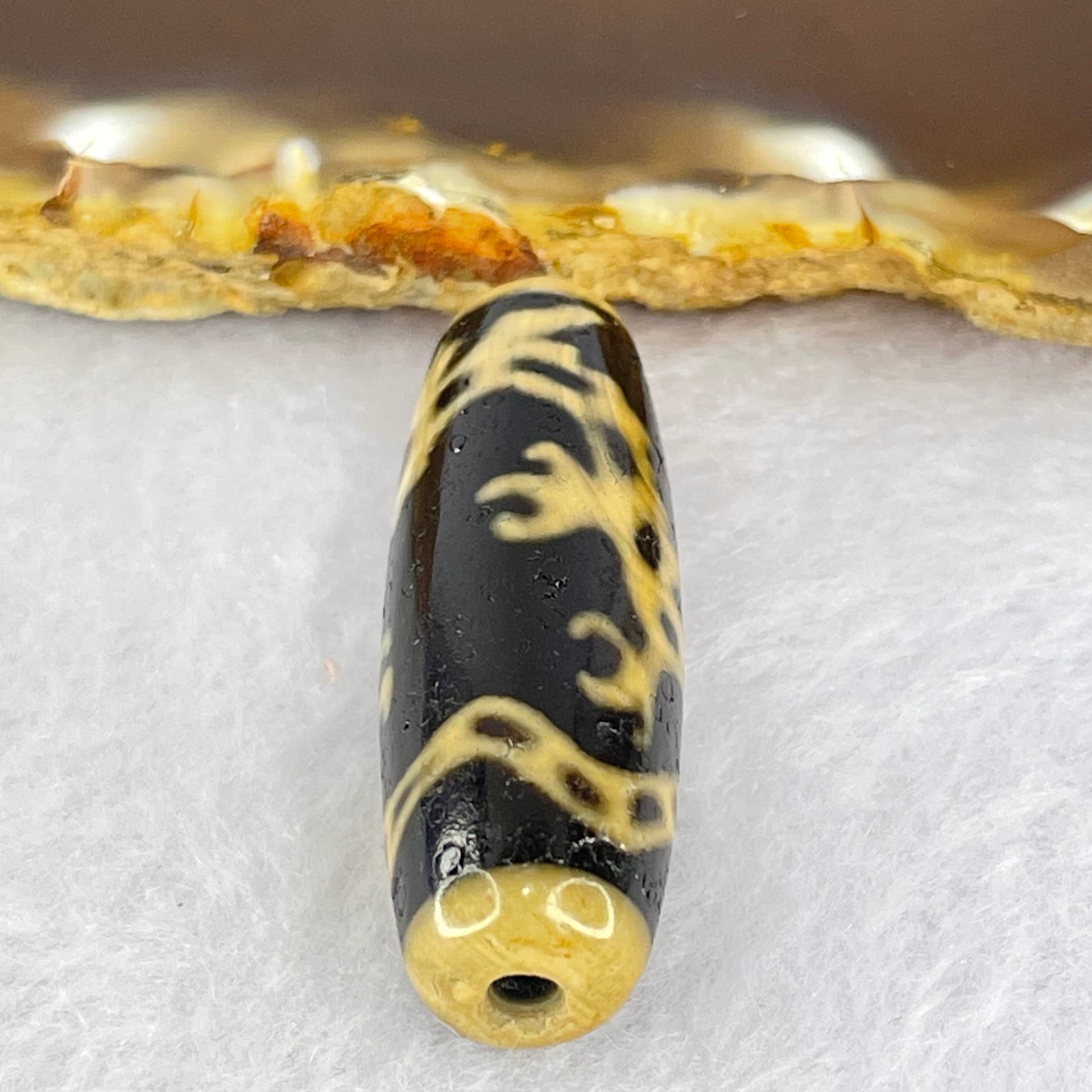 Natural Powerful Tibetan Old Oily Agate Guan Yin on Dragon Dzi Bead Heavenly Master (Tian Zhu) 观音龙天珠 8.99g 37.9 by 12.6mm - Huangs Jadeite and Jewelry Pte Ltd