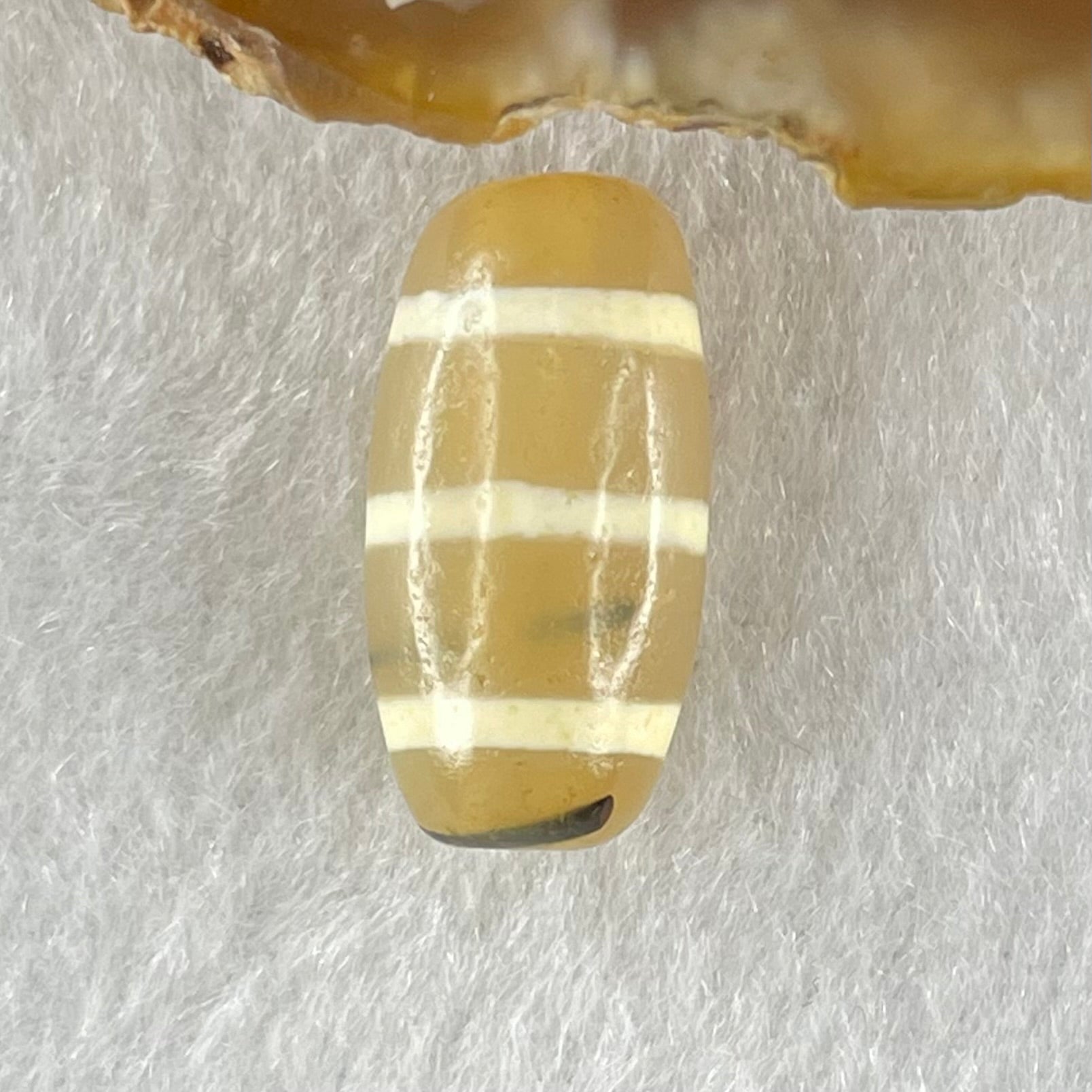 Natural Powerful Tibetan Old Oily Agate 3-Lines Dzi Bead Heavenly Master (Tian Zhu) 三行天诛 2.57g 18.8 by 9.6mm - Huangs Jadeite and Jewelry Pte Ltd