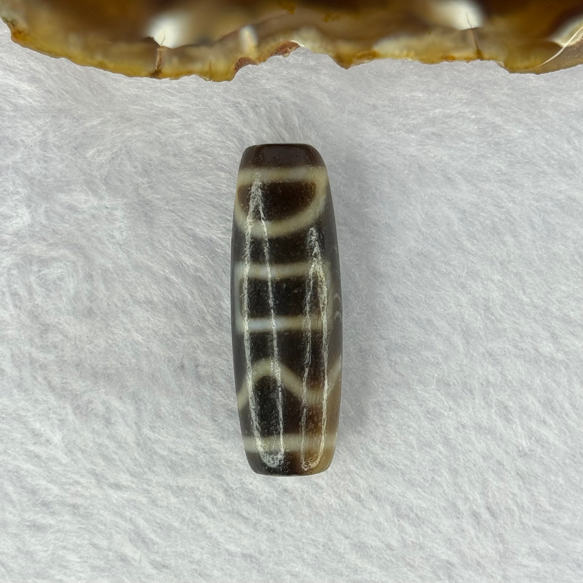 Natural Powerful Tibetan Old Oily Agate Sky Door Serenity 1 Eye Dzi Bead Heavenly Master (Tian Zhu) 一眼天诛 10.00g 37.9 by 17.8mm - Huangs Jadeite and Jewelry Pte Ltd