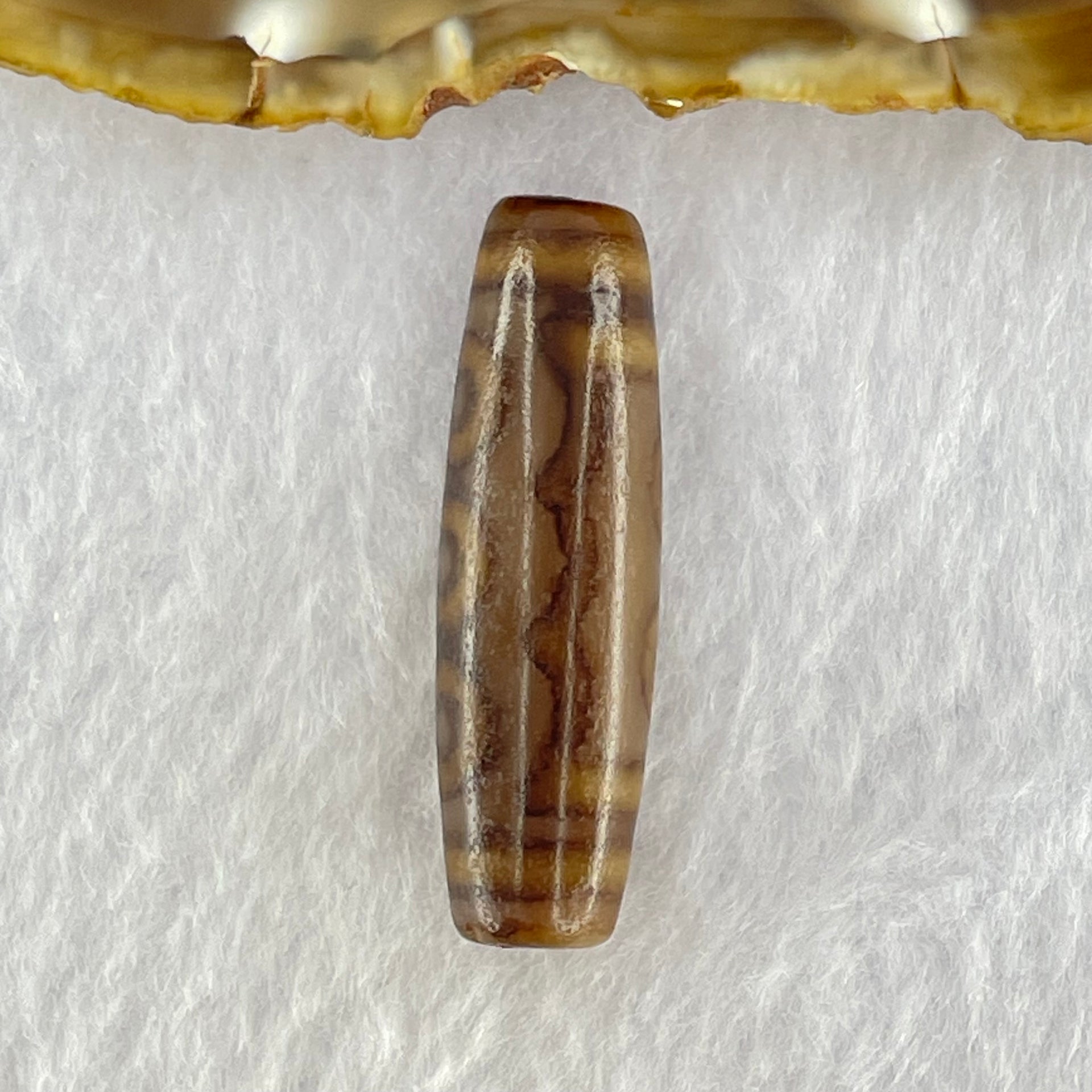 Natural Powerful Tibetan Old Oily Agate 5 Eyes Dzi Bead Heavenly Master (Tian Zhu) 五眼天诛 7.70g 39.2 by 11.6mm - Huangs Jadeite and Jewelry Pte Ltd