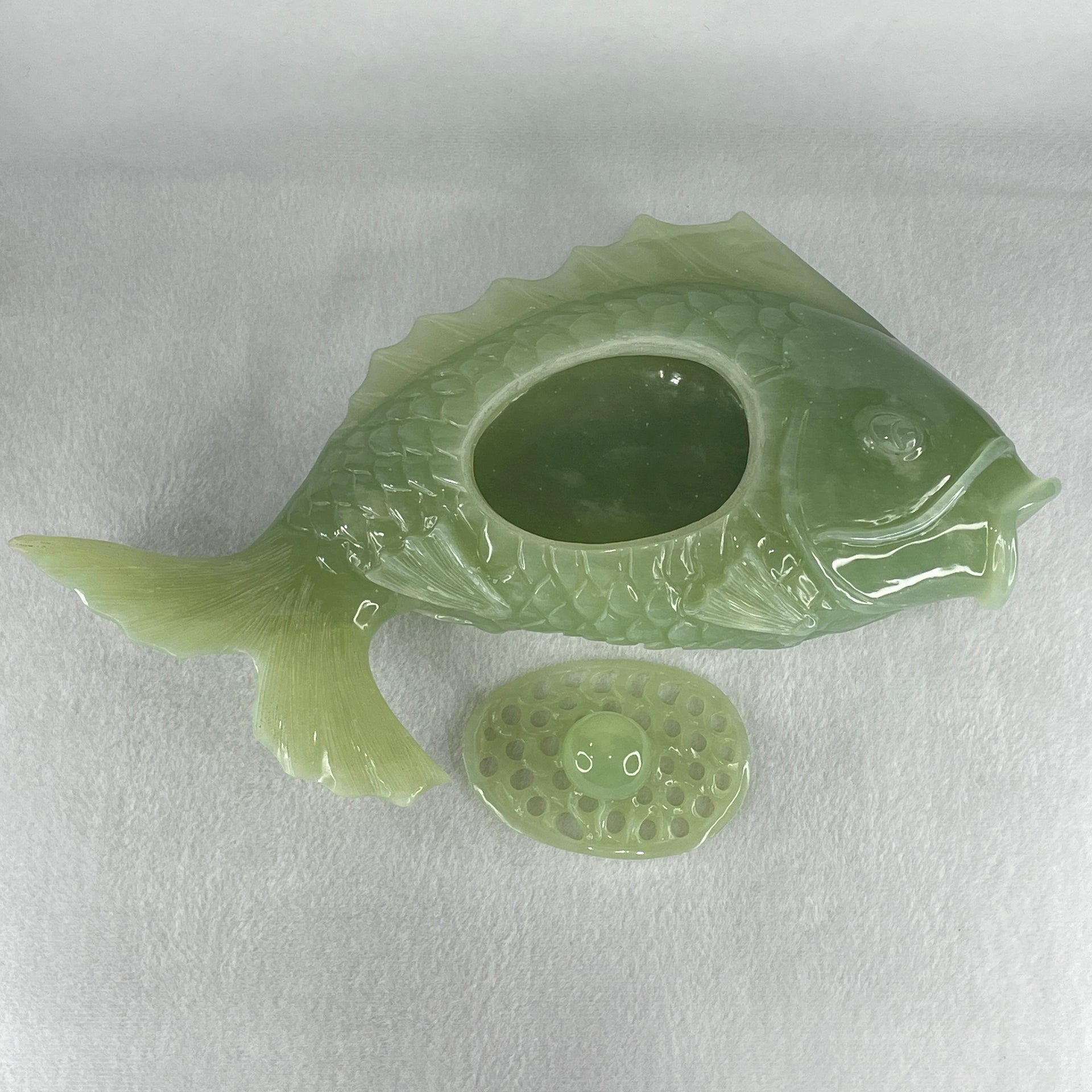 Natural Jelly Green Serpentine Carp Fish Pot Display 2,074.0g 310.0 by 183.0 by 98.0mm - Huangs Jadeite and Jewelry Pte Ltd
