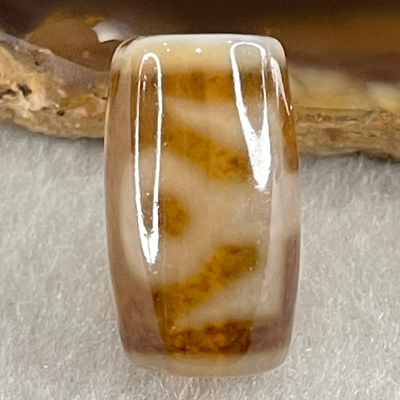 Natural Powerful Tibetan Old Oily Agate Patina Guiren Tairen Human Dzi Bead Totem Amulet Heavenly Master (Tian Zhu) 贵人天诛 4.74g 19.8 by 11.6mm - Huangs Jadeite and Jewelry Pte Ltd