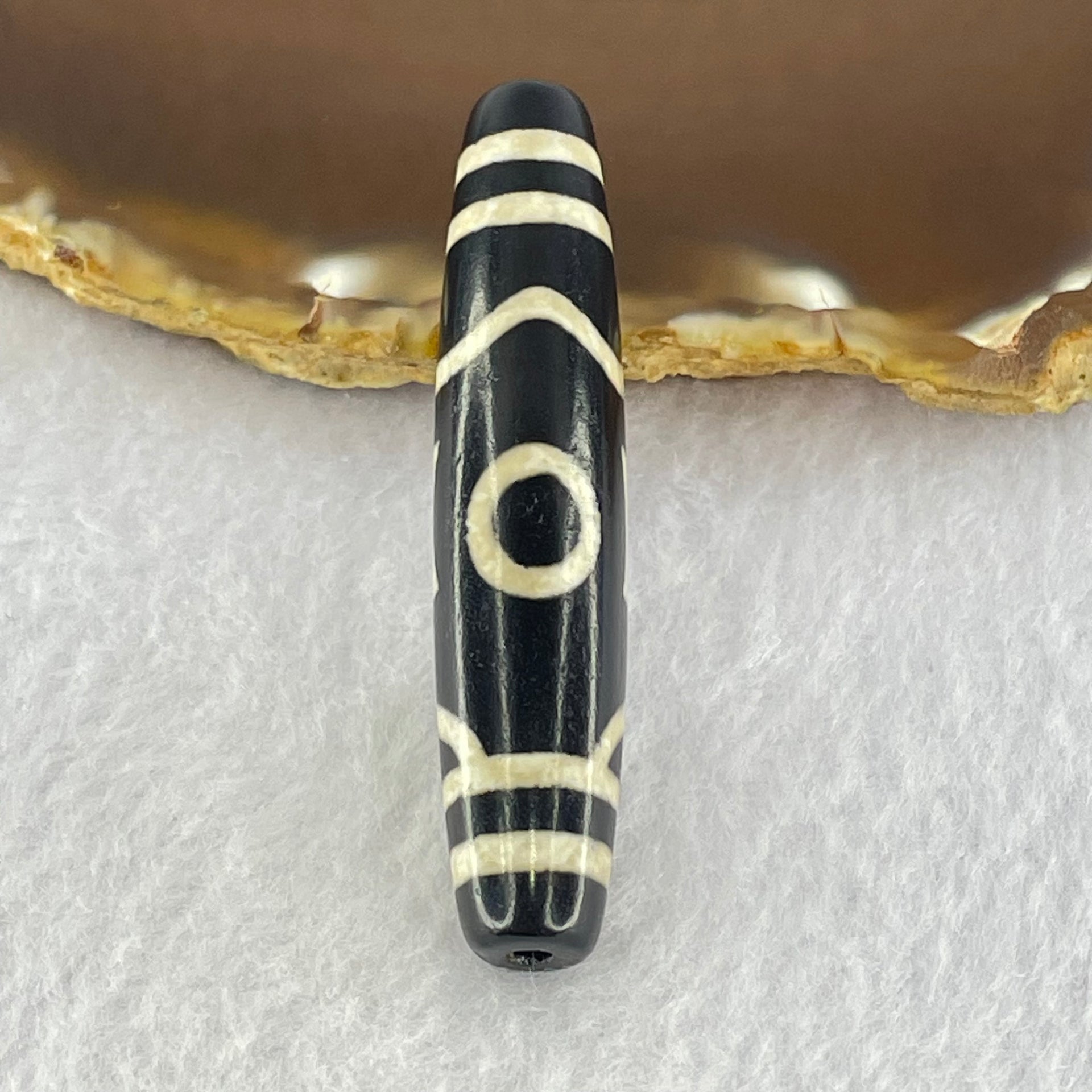 Natural Powerful Tibetan Old Oily Agate Sky Door Serenity 1 Eye Dzi Bead Heavenly Master (Tian Zhu) 一眼天诛 15.23g 60.1 by 13.0mm - Huangs Jadeite and Jewelry Pte Ltd