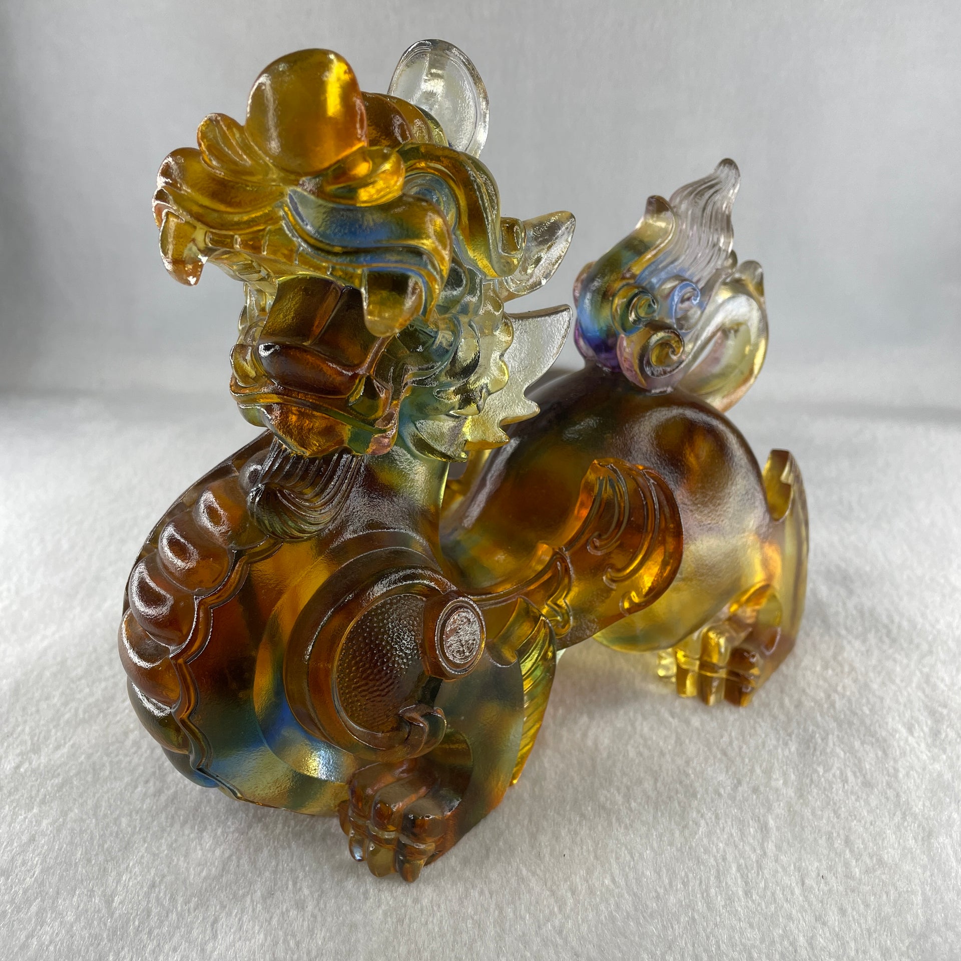 Liuli Pixiu Display 1,942.0g 175.0 by 82.5 by 154.0mm - Huangs Jadeite and Jewelry Pte Ltd