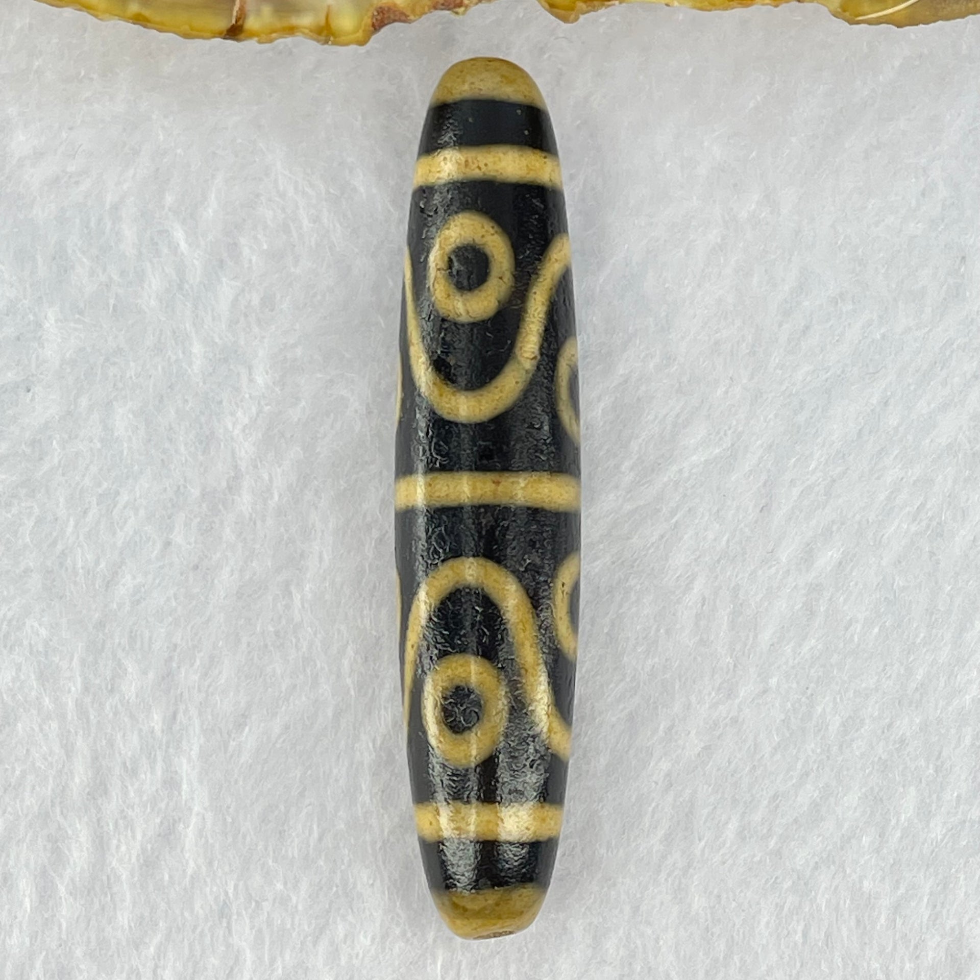 Natural Powerful Tibetan Old Oily Agate 8 Eyes Dzi Bead Heavenly Master (Tian Zhu) 八眼天诛 12.04g 57.2 by 11.9mm - Huangs Jadeite and Jewelry Pte Ltd