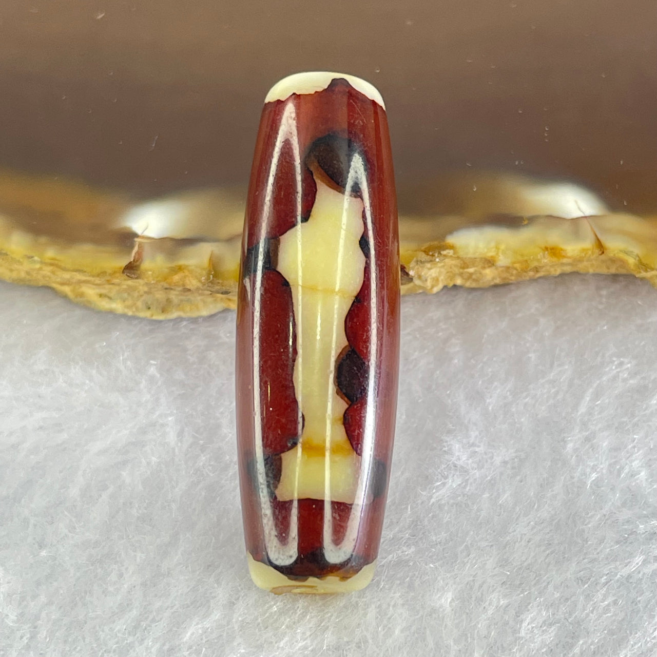 Natural Powerful Tibetan Old Oily Agate Guan Yin Dzi Bead Heavenly Master (Tian Zhu) 观音天珠 8.78g 38.0 by 12.1mm - Huangs Jadeite and Jewelry Pte Ltd