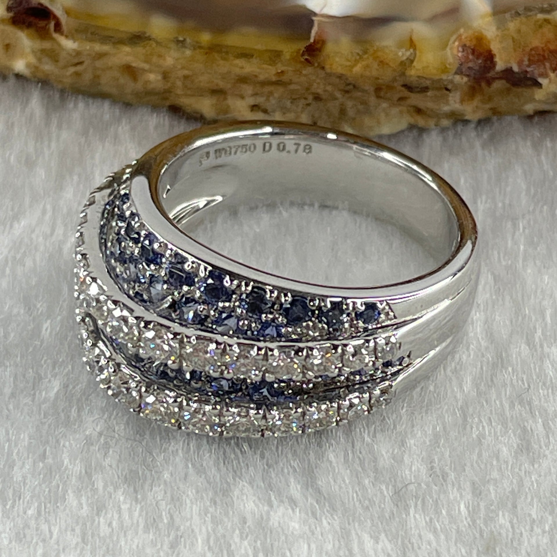 High Grade Natural Pastel Blue Sapphire 1.28ct Natural Diamonds 0.78ct 18K 750 White Gold Ring Total 11.53g US6.75 HK14.5 EUR53 Inner Diameter 17mm - Huangs Jadeite and Jewelry Pte Ltd