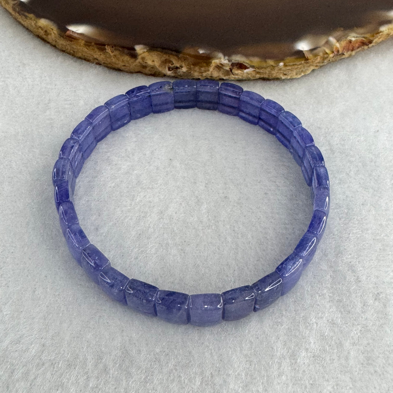 Certified Above Average Grade Natural Blue Tanzanite Shou Pai Bracelet | 8.3mm Pleochroic Violet Alignment Amulet (13.380g | 16cm Wrist | 30 Pcs)