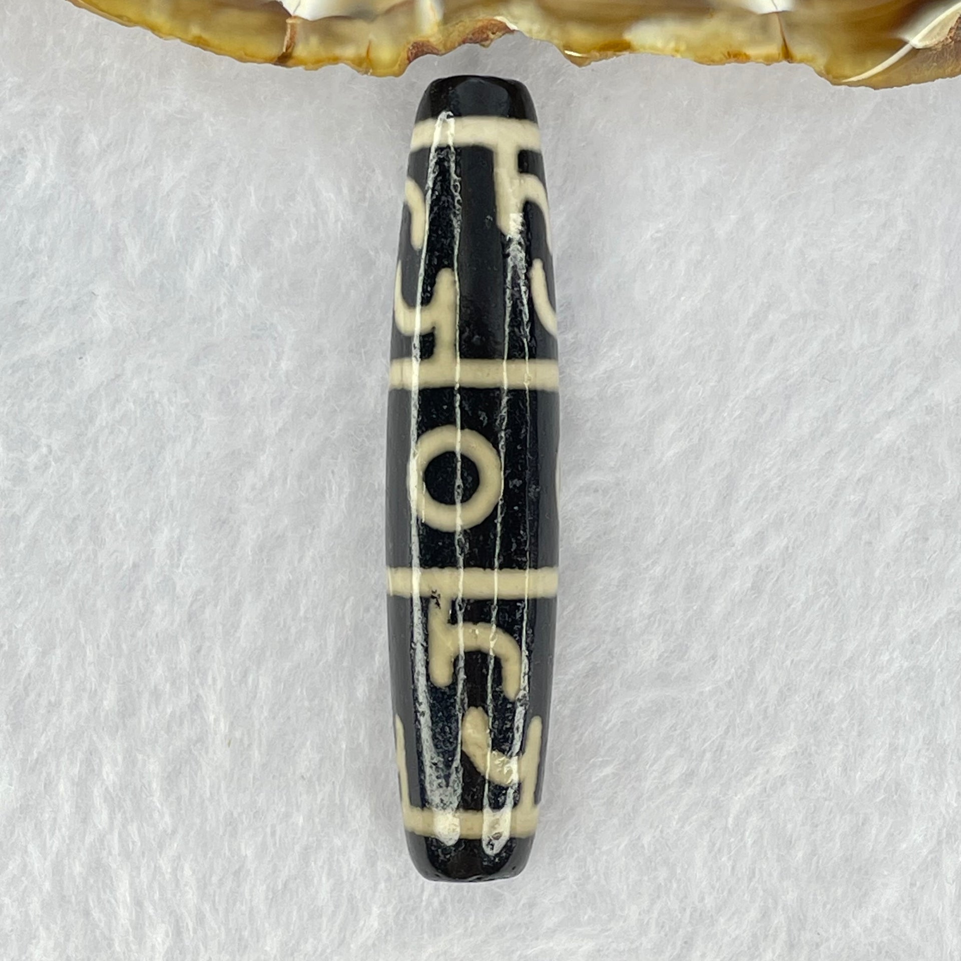 Natural Powerful Tibetan Old Oily Agate 3 Eyes Dzi Bead Heavenly Master (Tian Zhu) 三眼天诛 15.54g 59.1 by 13.1mm - Huangs Jadeite and Jewelry Pte Ltd