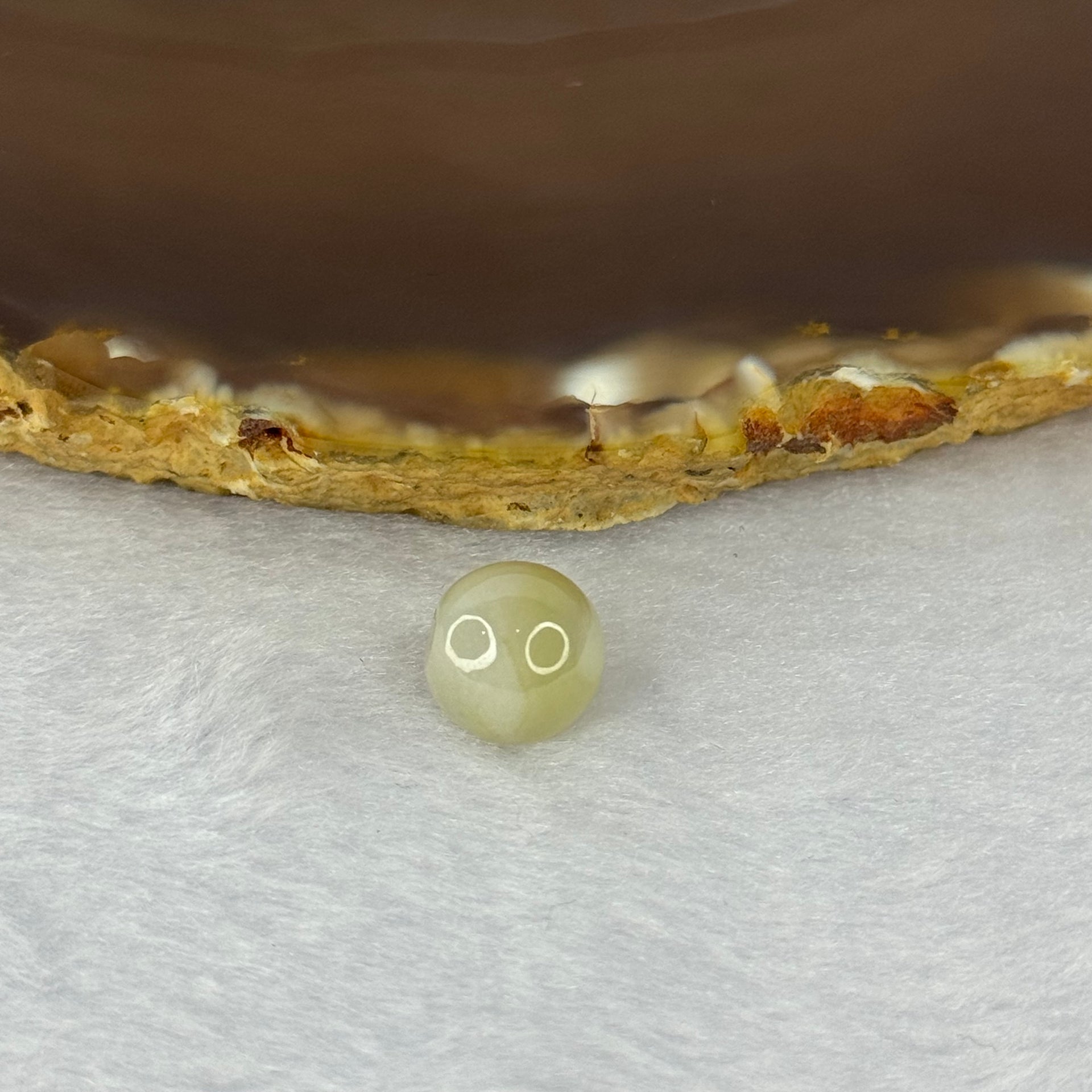 Type A Yellowish Green Jadeite Bead for Bracelet/Necklace/Earrings/Rings 1.61g 9.8mm - Huangs Jadeite and Jewelry Pte Ltd