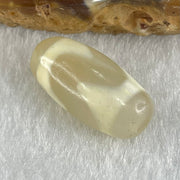 Natural Powerful Tibetan Old Oily Agate Tiger Tooth Daluo Dzi Bead Heavenly Master (Tian Zhu) 虎呀天诛 2.99g 20.1 by 10.1mm - Huangs Jadeite and Jewelry Pte Ltd