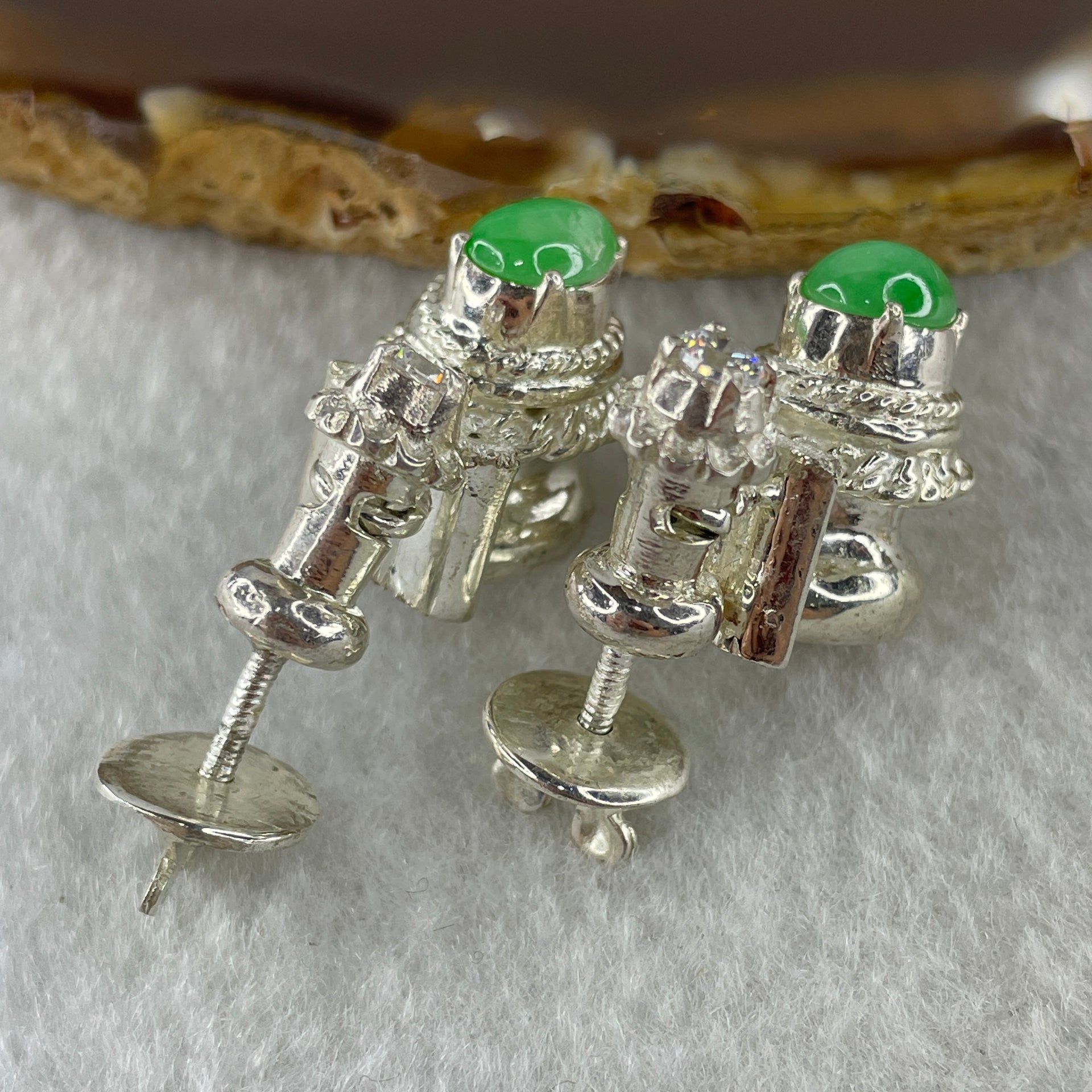 Type A Natural Apple Green Jadeite Cabochon 8.1 by 6.2 by 3.0mm Stone for Setting 20.60g (On Silver Earring Mold) - Huangs Jadeite and Jewelry Pte Ltd