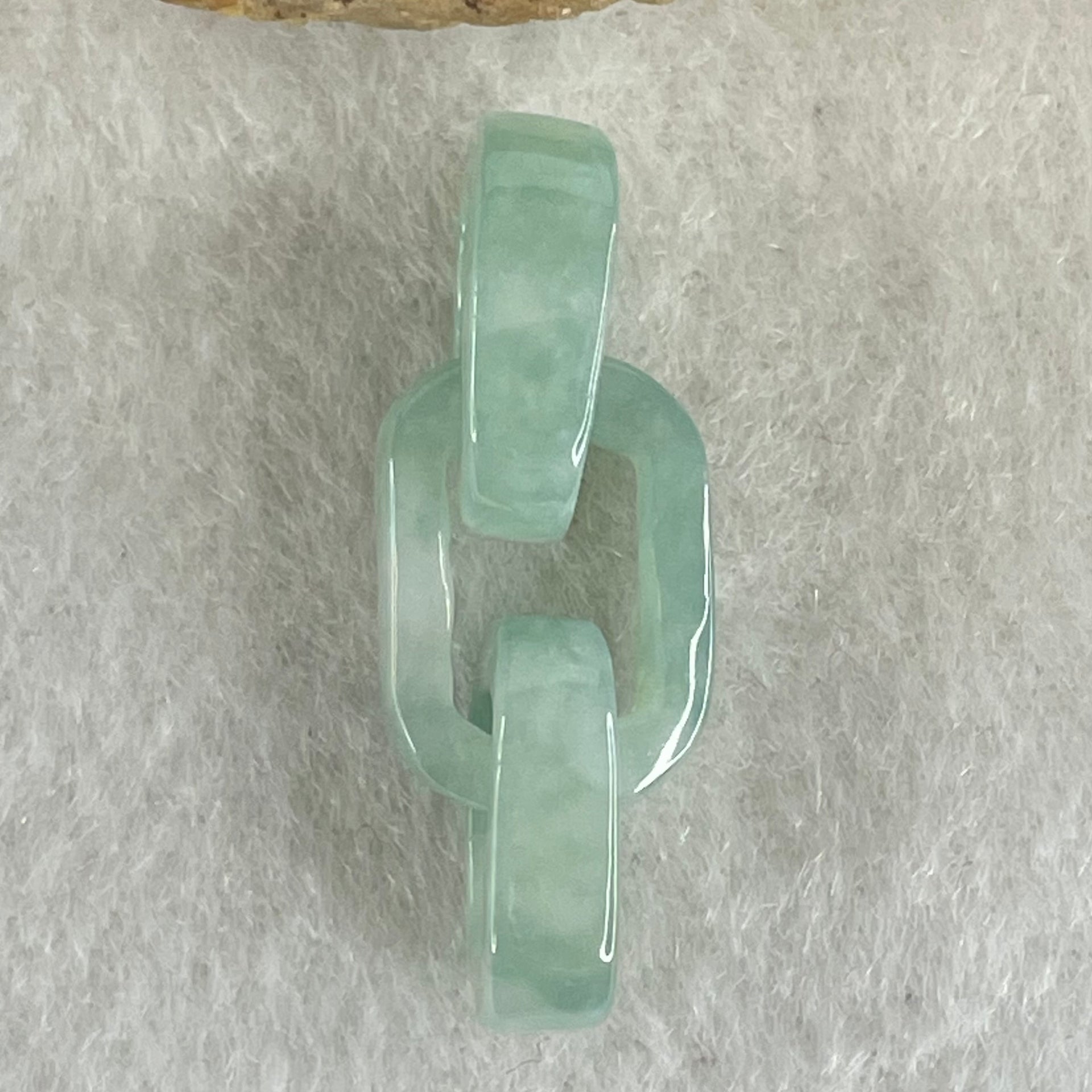 Type A Blueish Green with Faint White Jadeite Rolo Link Chain for Setting 2.54g 14.8 by 10.4 by 3.7mm - Huangs Jadeite and Jewelry Pte Ltd