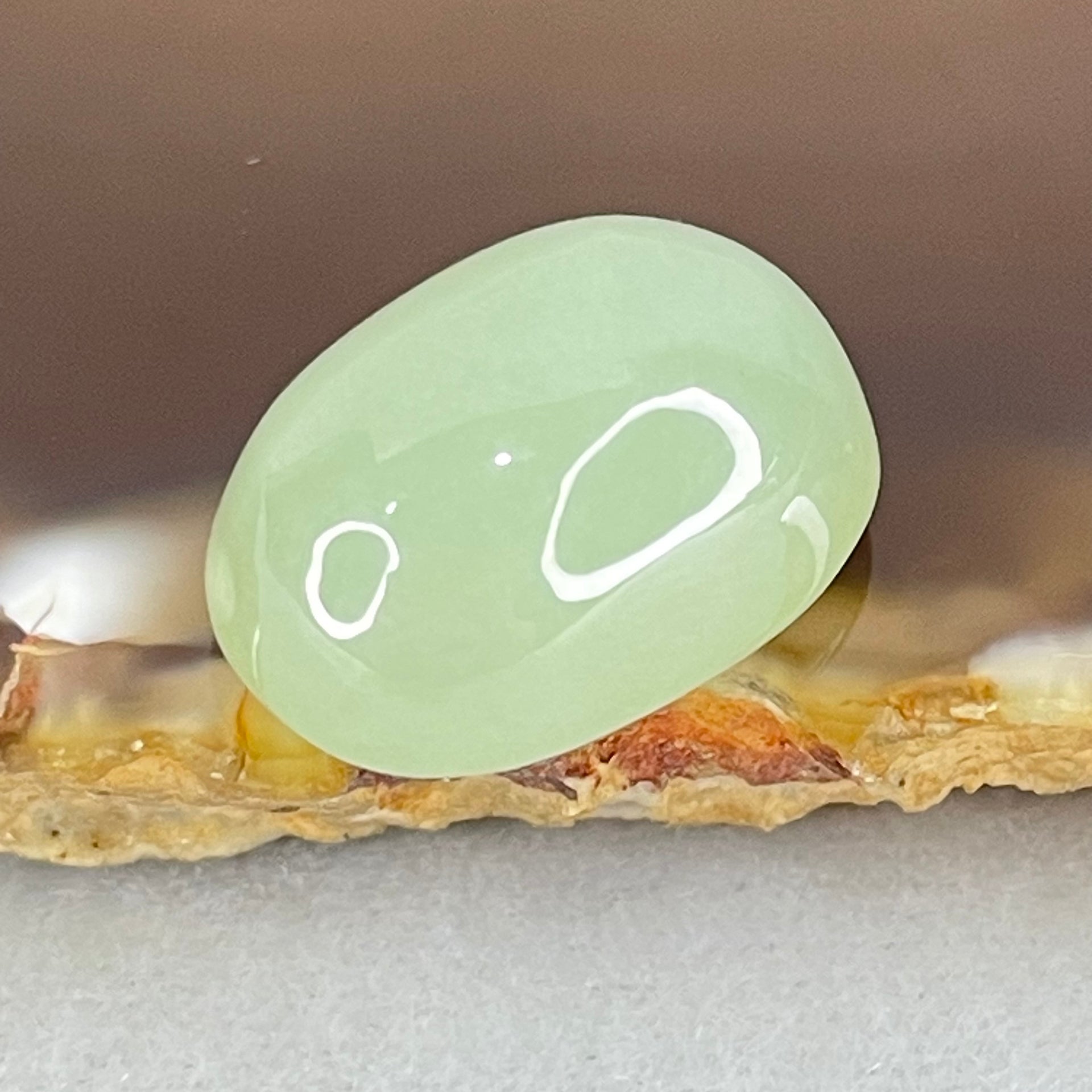 Type A Jelly Light Green Jadeite Oval Cabouchon Stone For Setting 3.90g 18.0 by 13.2 by 9.1mm - Huangs Jadeite and Jewelry Pte Ltd
