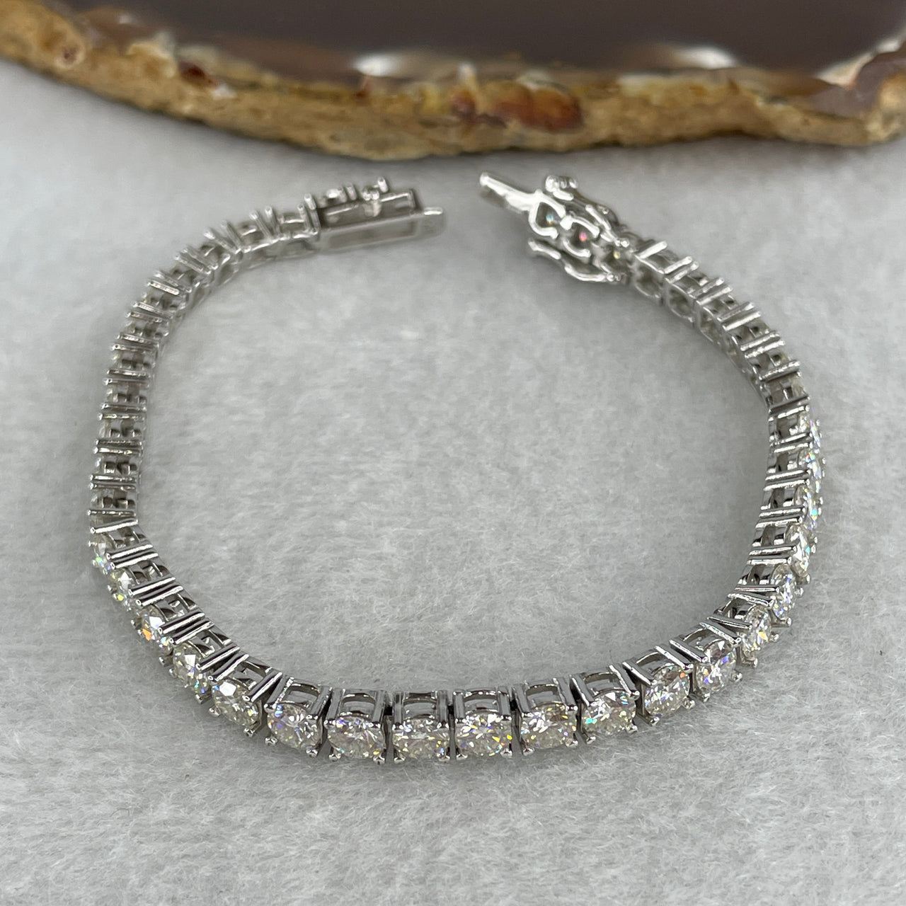 12.8g Substantial Moissanite Tennis Bracelet - D VVS1 Colorless Brilliance - S925 Sterling Silver - 3.5mm Stones (0.2ct Each) - 16cm Premium 6" Wrist Size