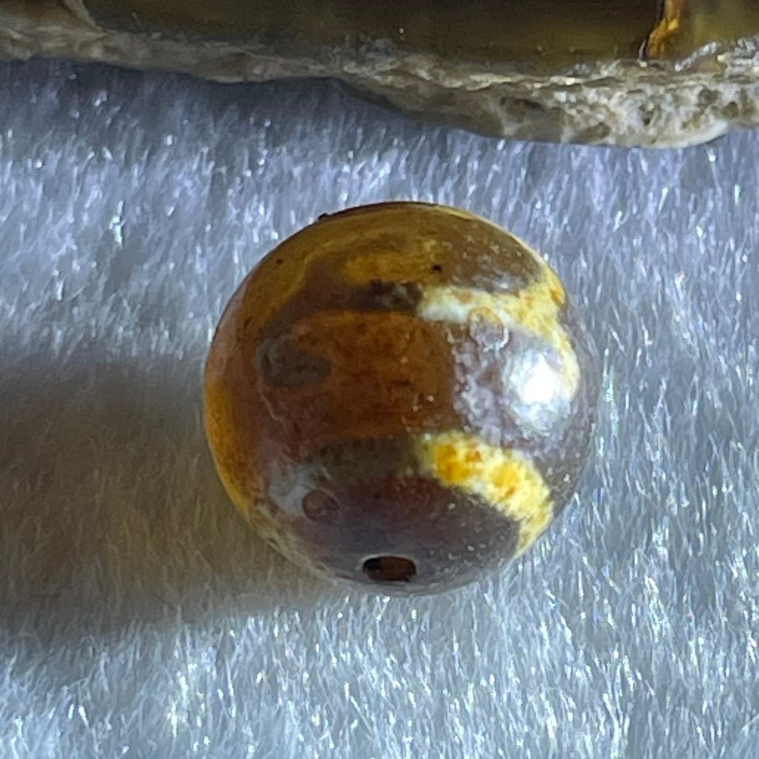 Natural Powerful Tibetan Old Oily Agate Ruyi Dzi Bead Heavenly Master (Tian Zhu) 如意天珠 1.56g 10.4 by 10.5mm - Huangs Jadeite and Jewelry Pte Ltd