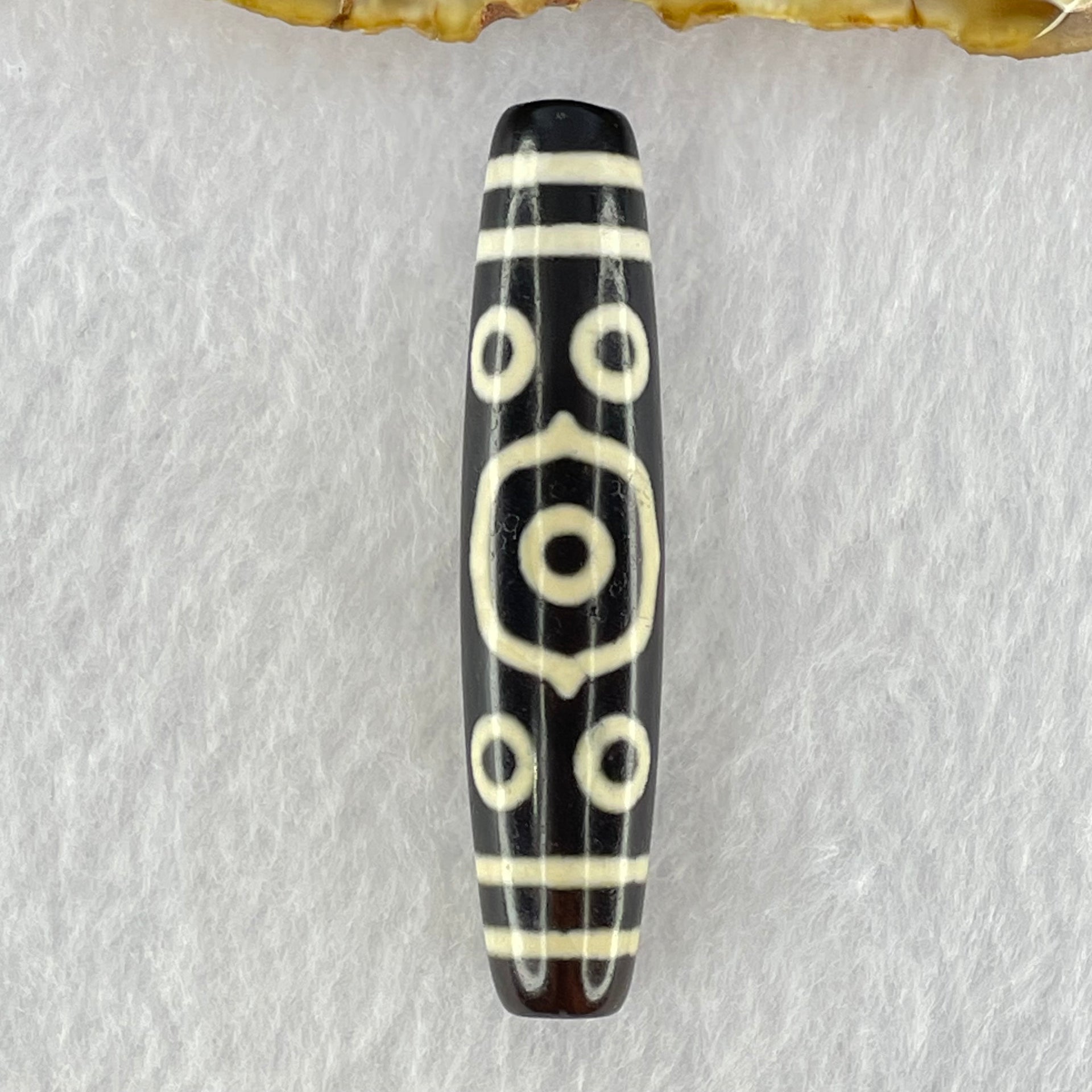 Natural Powerful Tibetan Old Oily Agate 11 Eyes Dzi Bead Heavenly Master (Tian Zhu) 十一眼天诛 15.10g 58.0 by 13.0mm - Huangs Jadeite and Jewelry Pte Ltd