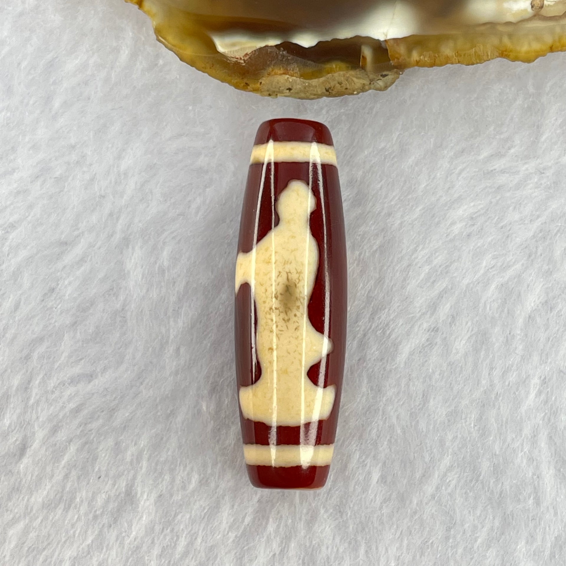 Natural Powerful Tibetan Old Oily Red and Yellowish White Agate Guan Yin Dzi Bead Heavenly Master (Tian Zhu) 观音天诛 8.00g 38.3 by 11.8mm - Huangs Jadeite and Jewelry Pte Ltd