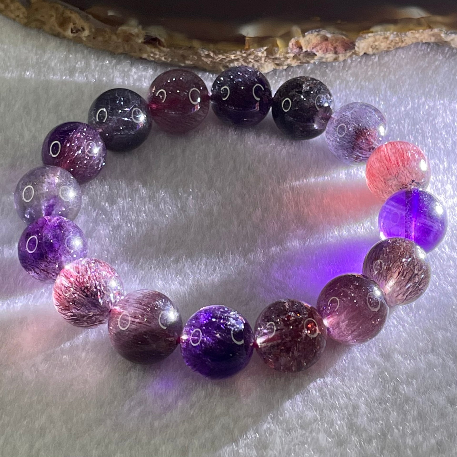 Very Good Grade Natural Blackcurrant Super 7 Beads Bracelet 35.17g 15.5cm 11.8mm 16 Beads - Huangs Jadeite and Jewelry Pte Ltd