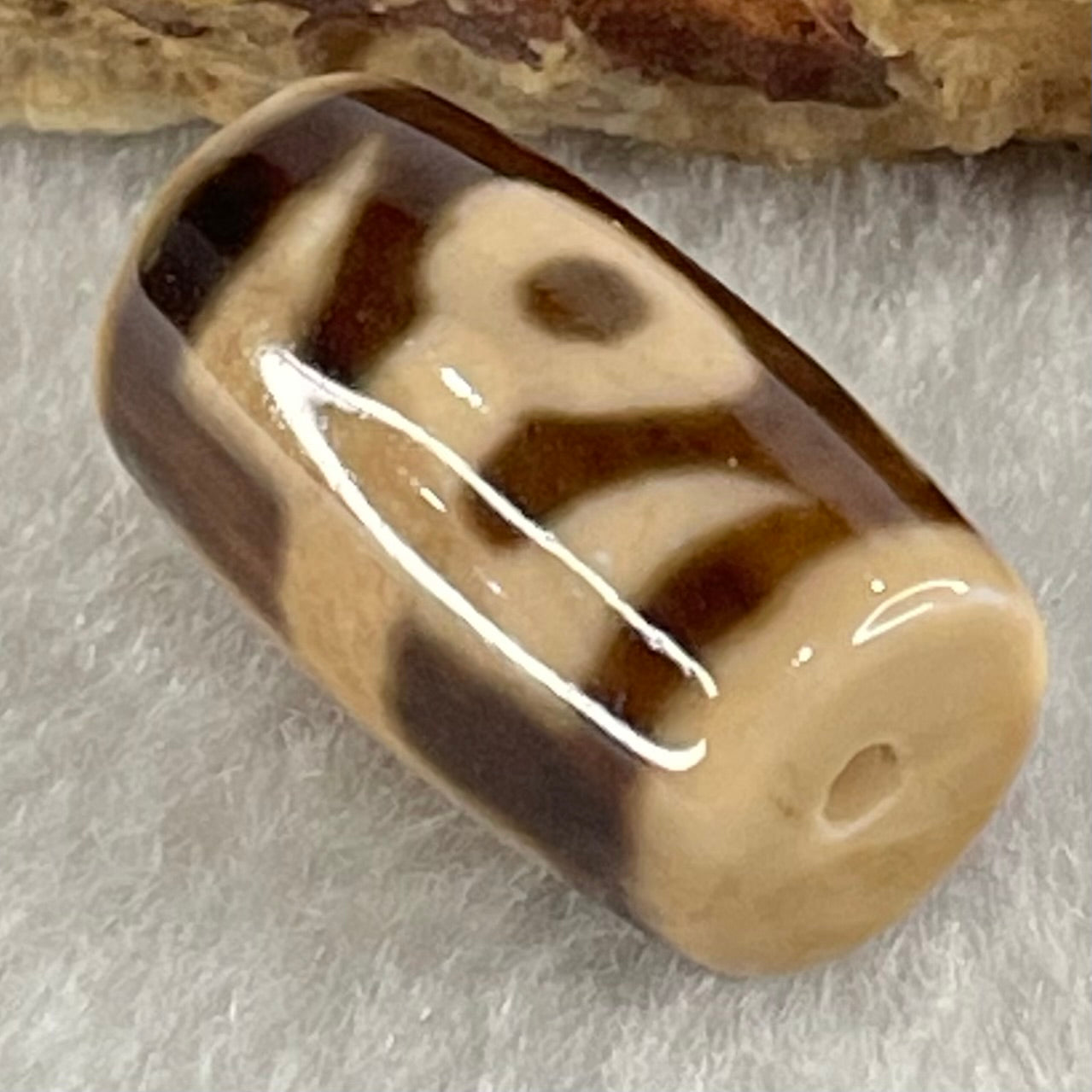 Natural Powerful Tibetan Old Oily Agate Patina Guiren Tairen Human Dzi Bead Totem Amulet Heavenly Master (Tian Zhu) 贵人天诛 4.67g 20.0 by 11.5mm - Huangs Jadeite and Jewelry Pte Ltd
