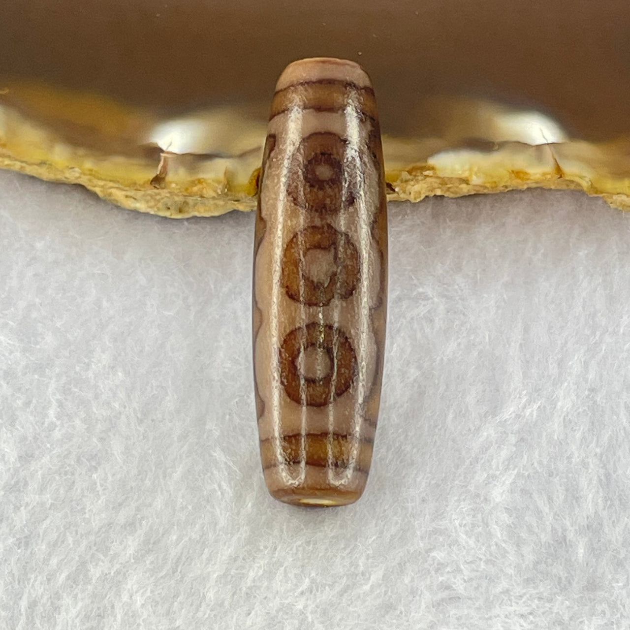 Natural Powerful Tibetan Old Oily Agate 5 Eyes Dzi Bead Heavenly Master (Tian Zhu) 五眼天诛 8.32g 39.3 by 11.6mm - Huangs Jadeite and Jewelry Pte Ltd