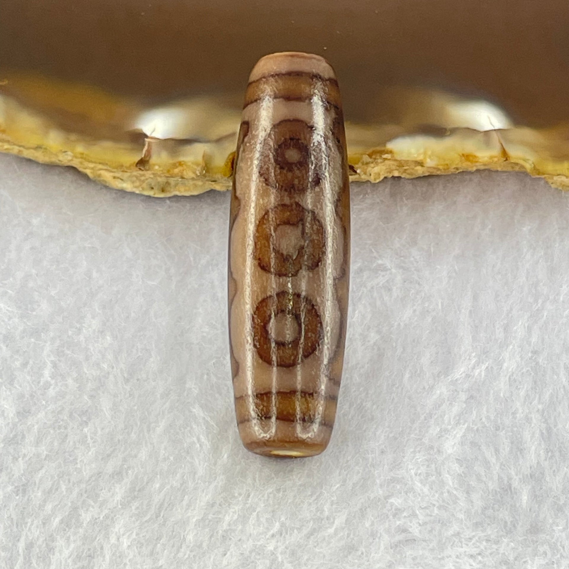 Natural Powerful Tibetan Old Oily Agate 5 Eyes Dzi Bead Heavenly Master (Tian Zhu) 五眼天诛 8.32g 39.3 by 11.6mm - Huangs Jadeite and Jewelry Pte Ltd