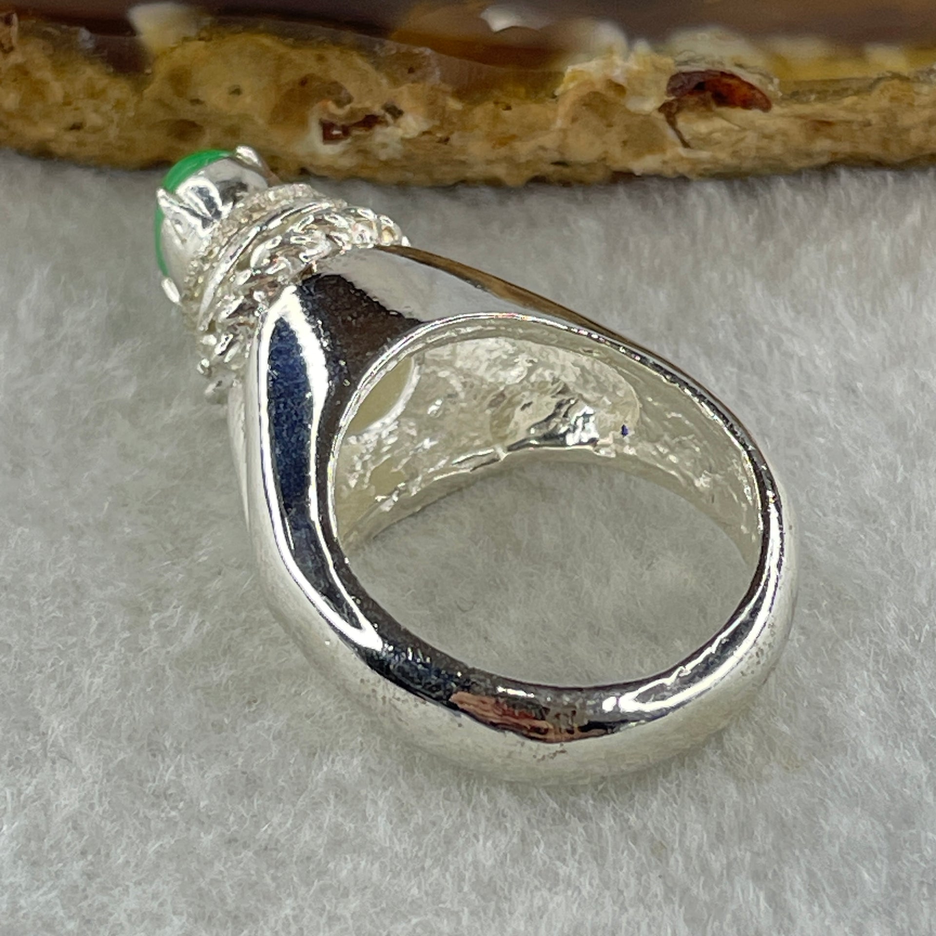 Type A Natural Apple Green Jadeite Cabochon 7.8 by 5.2 b y 3.0m Stone for Setting 11.17g (On Silver Ring Mold) US 6.5 HK 14.2 - Huangs Jadeite and Jewelry Pte Ltd