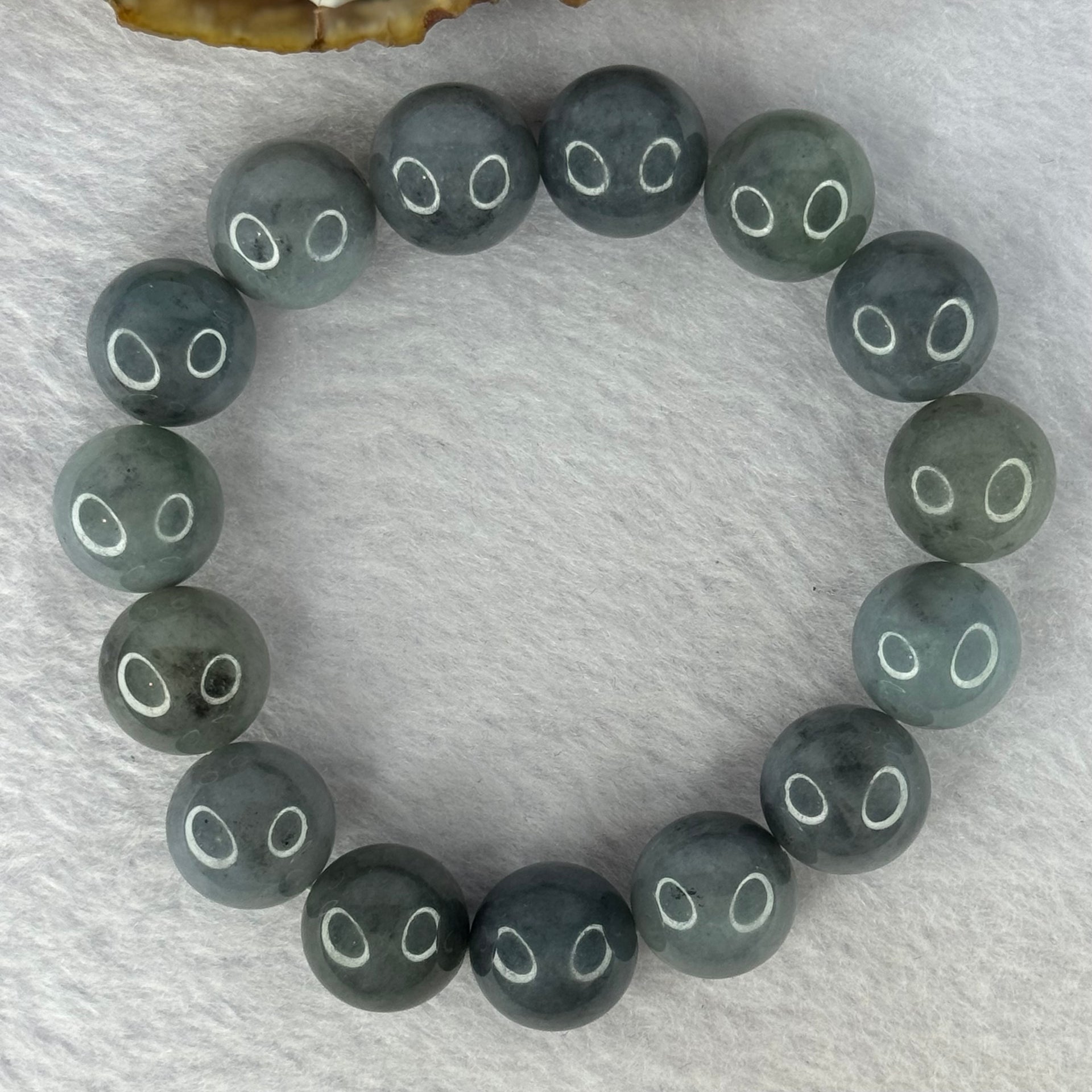 Type A Grey Wuji Green Jadeite Beads Bracelet 73.17g 18.5cm 14.2mm 15 Beads - Huangs Jadeite and Jewelry Pte Ltd