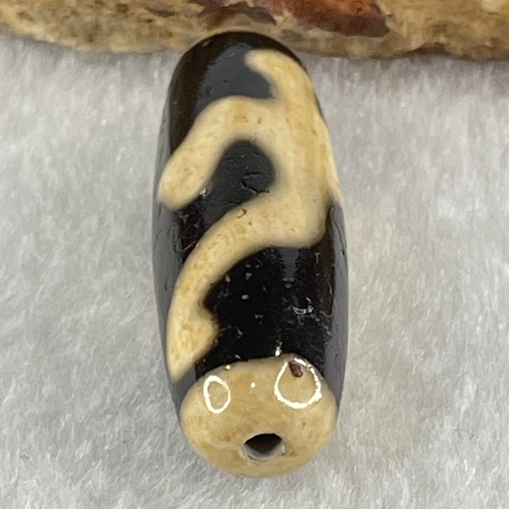 Natural Powerful Tibetan Old Oily Agate Zodiac Horse Dzi Bead Heavenly Master (Tian Zhu) 马天珠 8.44g 38.2 by 12.1mm - Huangs Jadeite and Jewelry Pte Ltd