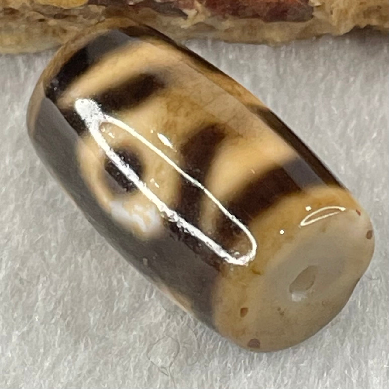 Natural Powerful Tibetan Old Oily Agate Patina Guiren Tairen Human Dzi Bead Totem Amulet Heavenly Master (Tian Zhu) 贵人天诛 4.74g 19.8 by 11.5mm - Huangs Jadeite and Jewelry Pte Ltd