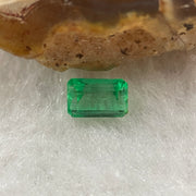 Natural Colombia Green Emerald (Beryl) Cut-Cornered Rectangular step cut 0.50ct 5.5 by 3.7 by 3.2mm - Huangs Jadeite and Jewelry Pte Ltd