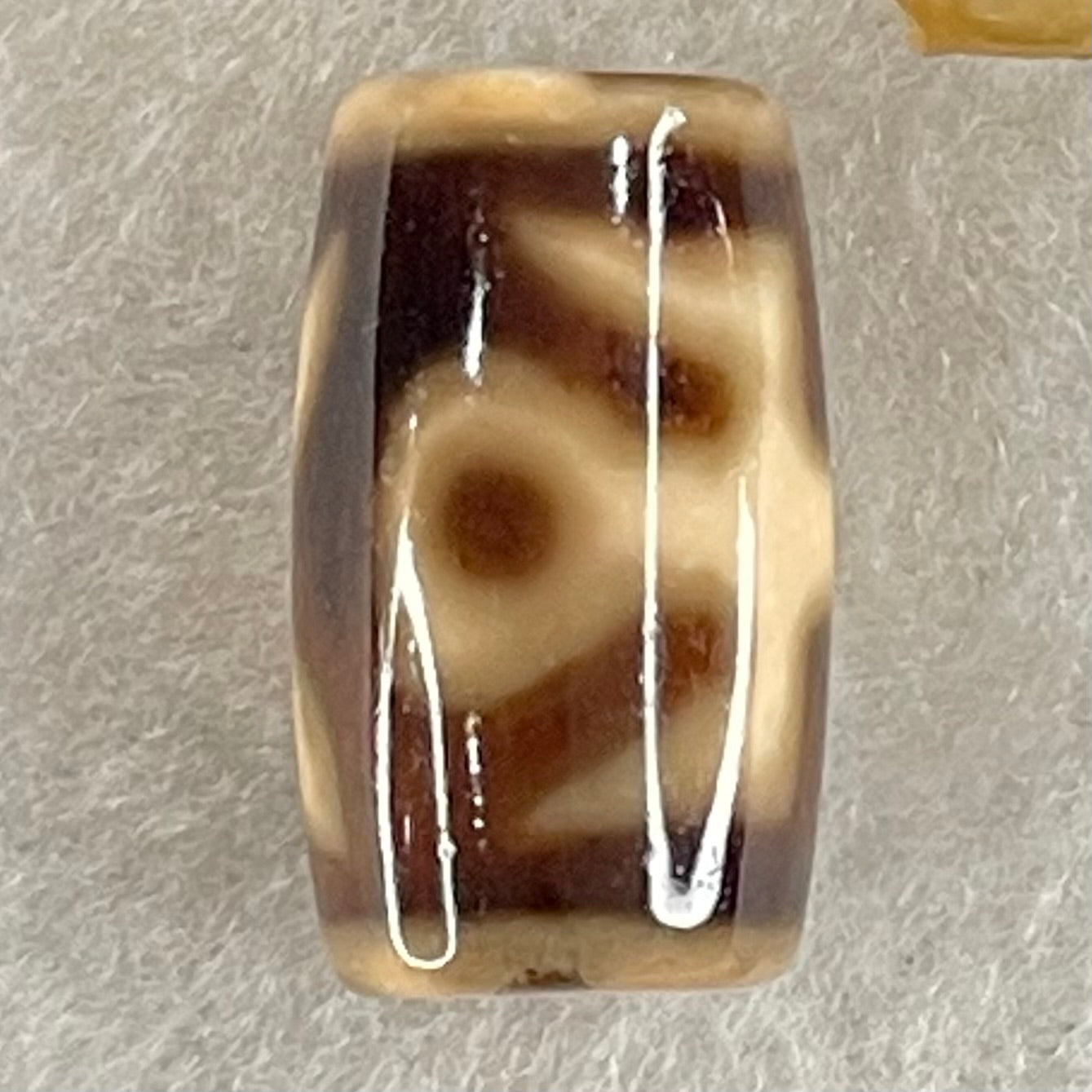 Natural Powerful Tibetan Old Oily Agate Patina Guiren Tairen Human Dzi Bead Totem Amulet Heavenly Master (Tian Zhu) 贵人天诛 4.99g 20.3 by 12.0mm - Huangs Jadeite and Jewelry Pte Ltd