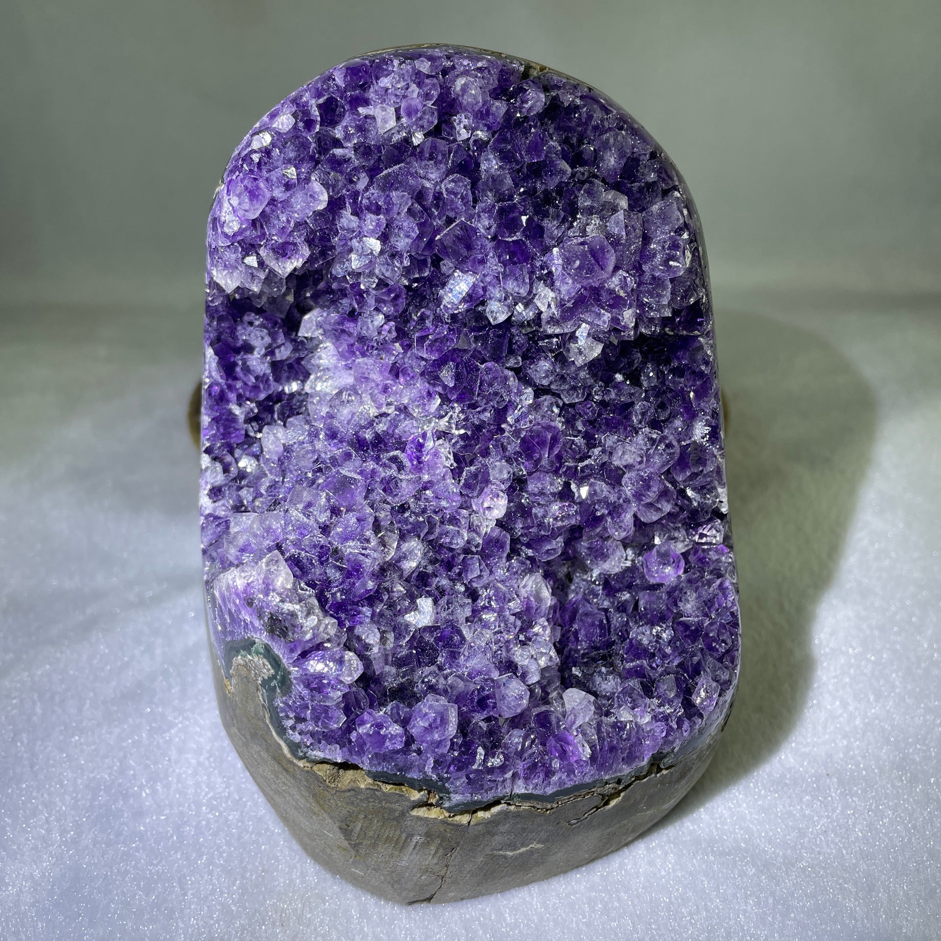 Natural Amethyst Rough Rectangular Shaped Display 1650.5g 100.0 by 104.5 by 126.0mm - Huangs Jadeite and Jewelry Pte Ltd