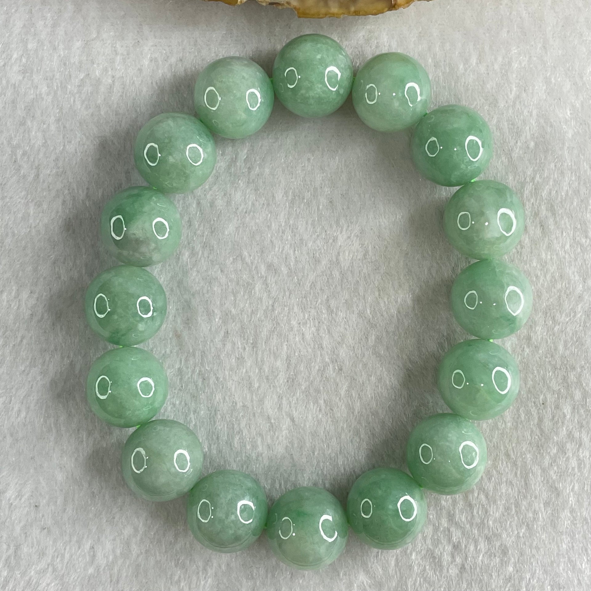 Type A Green Jadeite Beads Bracelet 60.56g 16.5cm 13.1mm 16 Beads - Huangs Jadeite and Jewelry Pte Ltd
