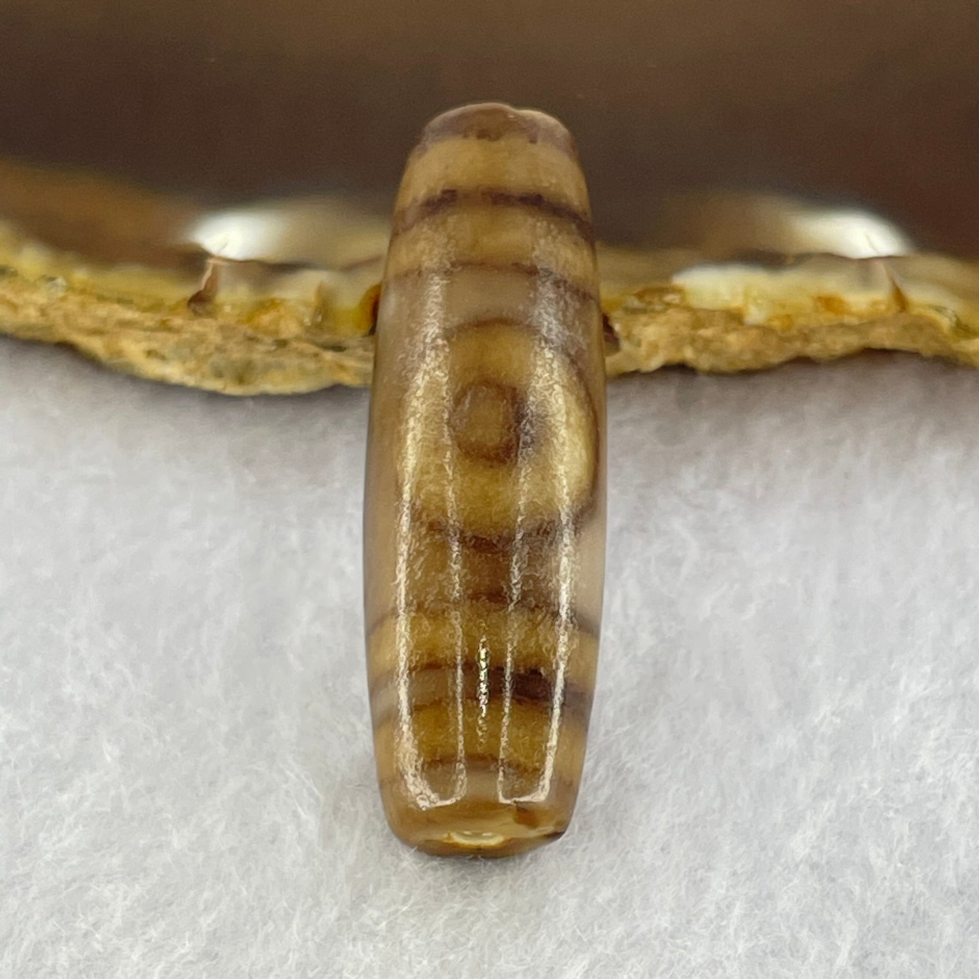 Natural Powerful Tibetan Old Oily Agate Sky Door Serenity 1 Eye Dzi Bead Heavenly Master (Tian Zhu) 一眼天诛 8.49g 38.1 by 11.7mm - Huangs Jadeite and Jewelry Pte Ltd