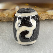 Natural Powerful Tibetan Old Oily Black White Agate Green Tara Dzi Bead Heavenly Master (Tian Zhu) 绿度母天珠 4.12g 17.4 by 12.6mm - Huangs Jadeite and Jewelry Pte Ltd