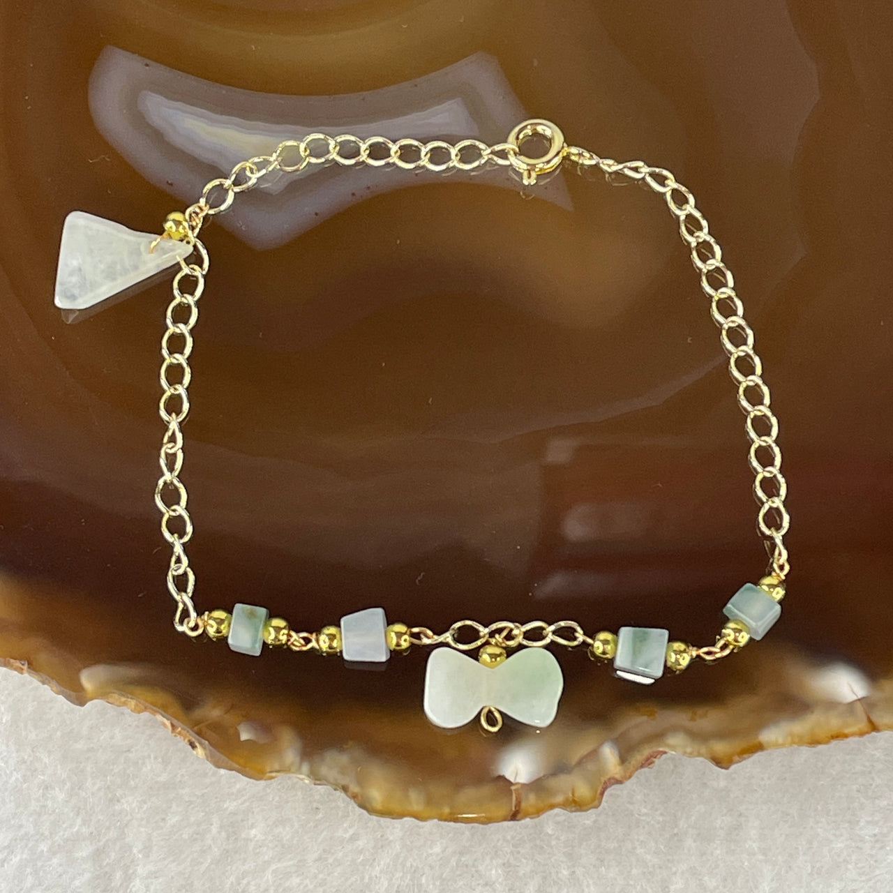 Natural Type A Multicolor Jadeite Ribbon Bracelet | Gold-Toned Adjustable 13-17cm Fine Layering Chain | Faint Green, White & Blueish Green Fluid Harmony Amulet (4.27g 13.0x7.4x4.2mm)