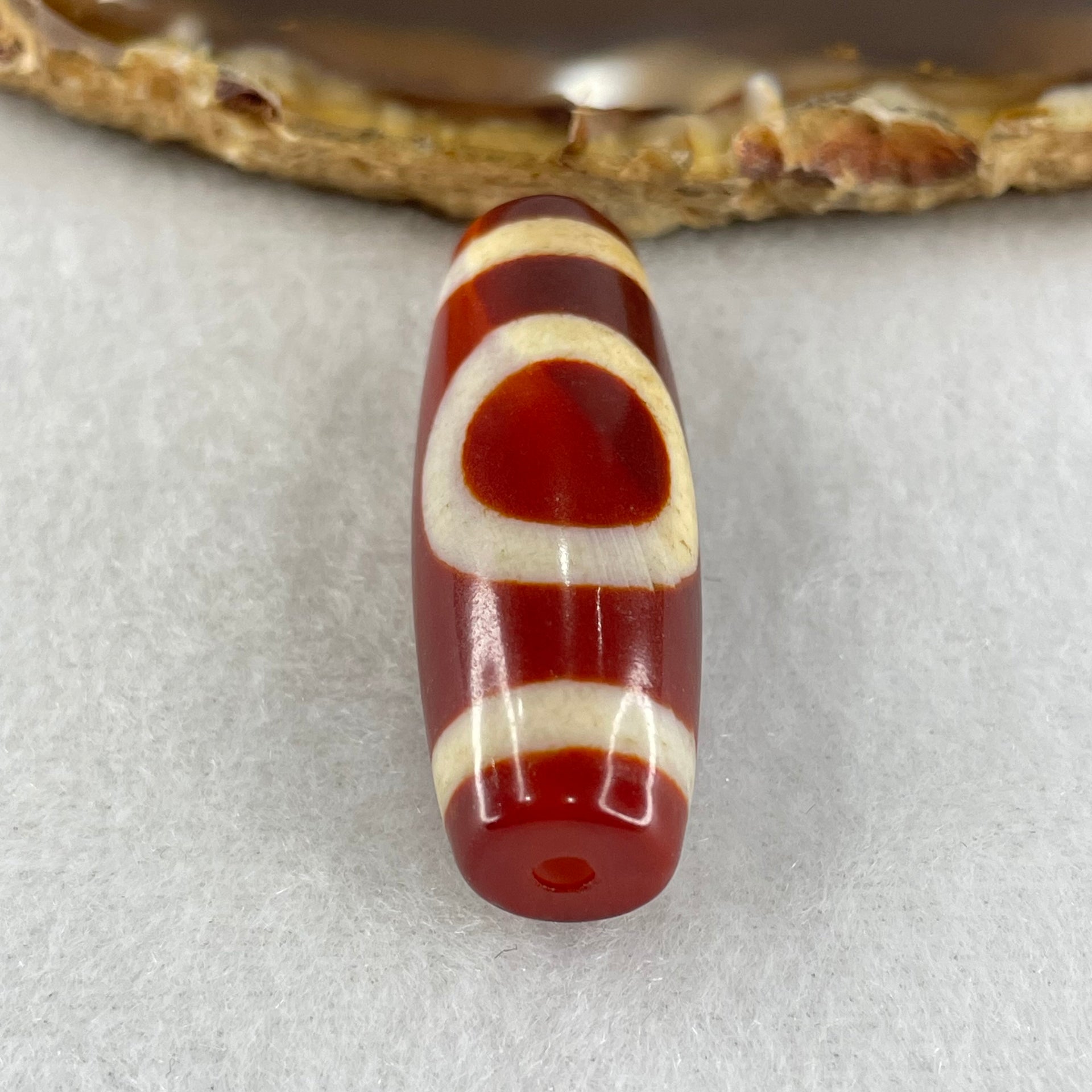 Natural Powerful Tibetan Old Oily Red White Agate One Eye Earth Element Dzi Bead Heavenly Master (Tian Zhu) 一眼土元素天珠 10.72g 37.5 by 13.5mm - Huangs Jadeite and Jewelry Pte Ltd