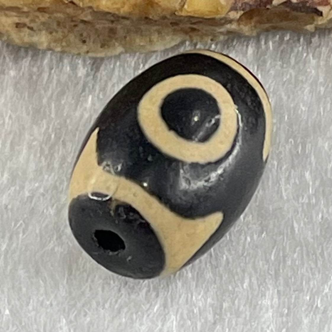 Natural Powerful Tibetan Old Oily Agate 3 Eyes Dzi Bead Heavenly Master (Tian Zhu) 三眼天诛 1.96g 13.8 by 10.0mm - Huangs Jadeite and Jewelry Pte Ltd