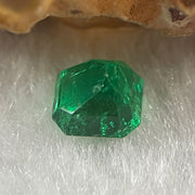 Natural Colombia Green Emerald (Beryl) Cut-Cornered Rectangular step cut 0.86ct 5.6 by 5.2 by 4.3mm - Huangs Jadeite and Jewelry Pte Ltd