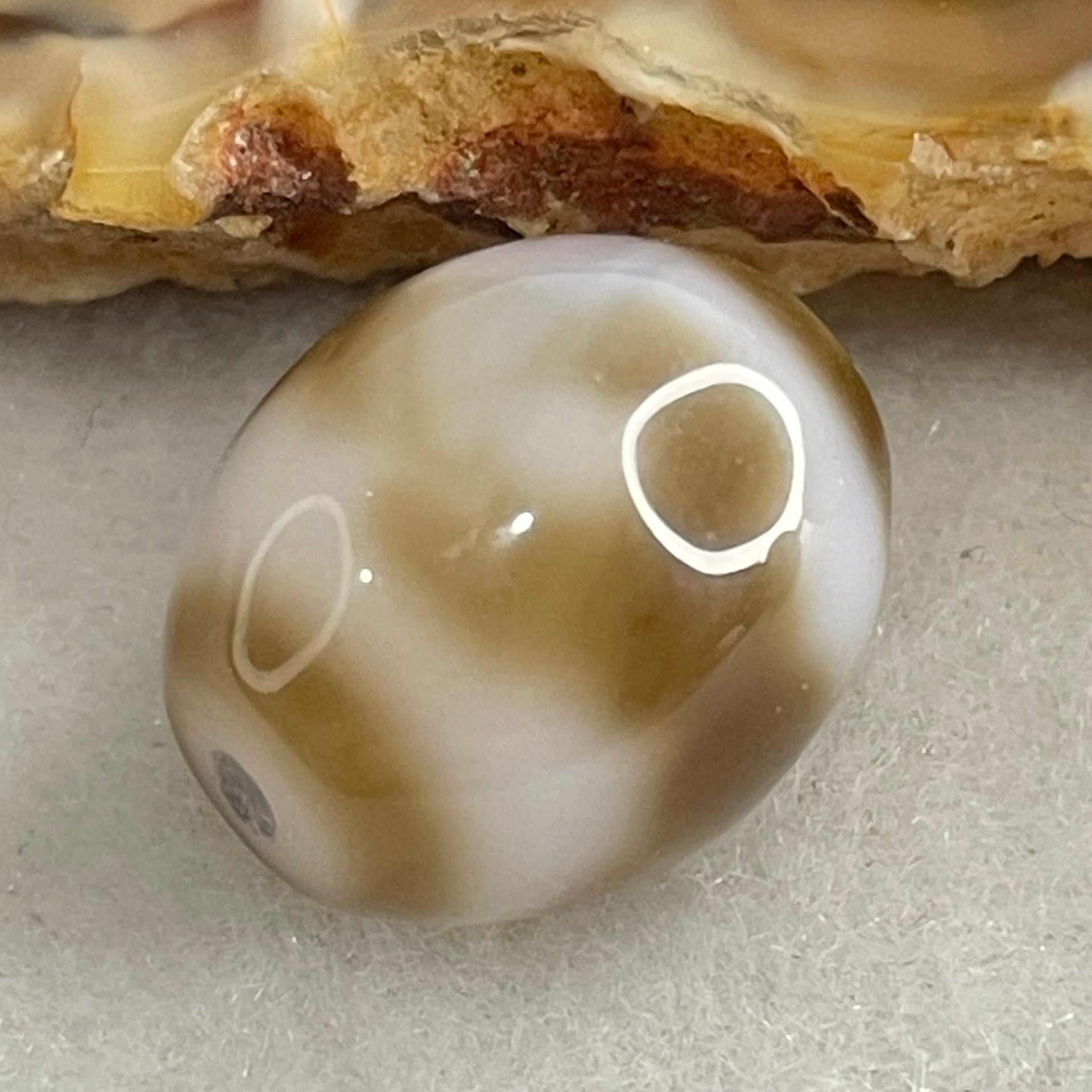 Natural Powerful Tibetan Old Oily Agate 3 Eyes Dzi Bead Heavenly Master (Tian Zhu) 三眼天诛 2.90g 14.1 by 12.1mm - Huangs Jadeite and Jewelry Pte Ltd